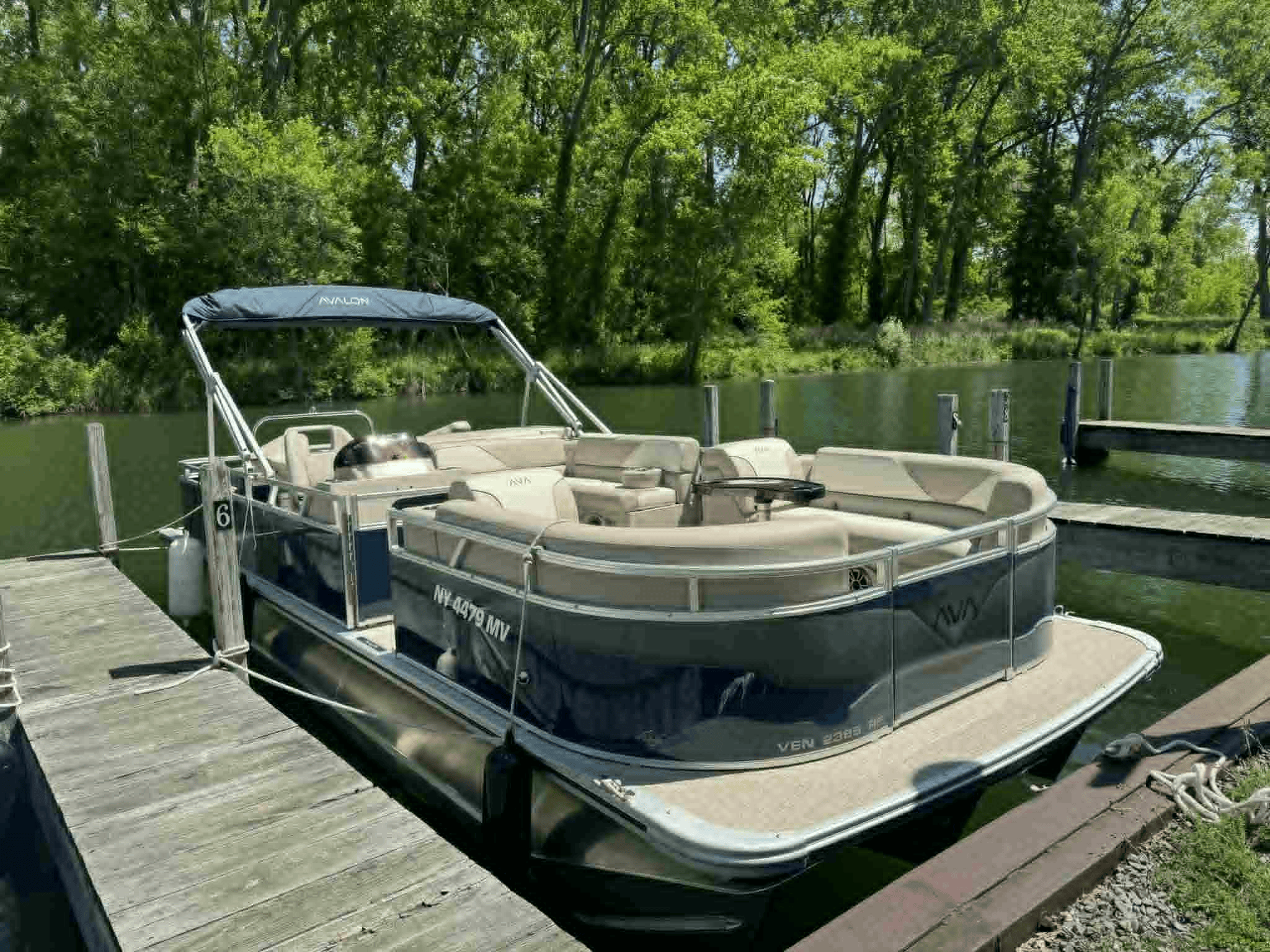 NY 4479 MV - Night Crawler - Avalon Rear Fish