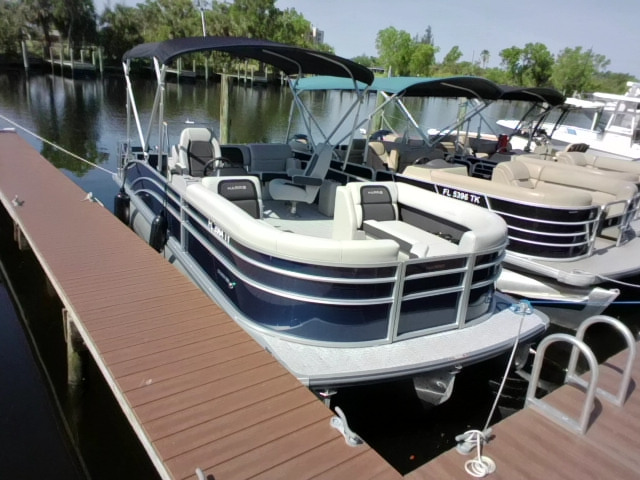 ISLAND DAZE (23' Harris Tri-toon 150 HP - Fishing/Cruising)