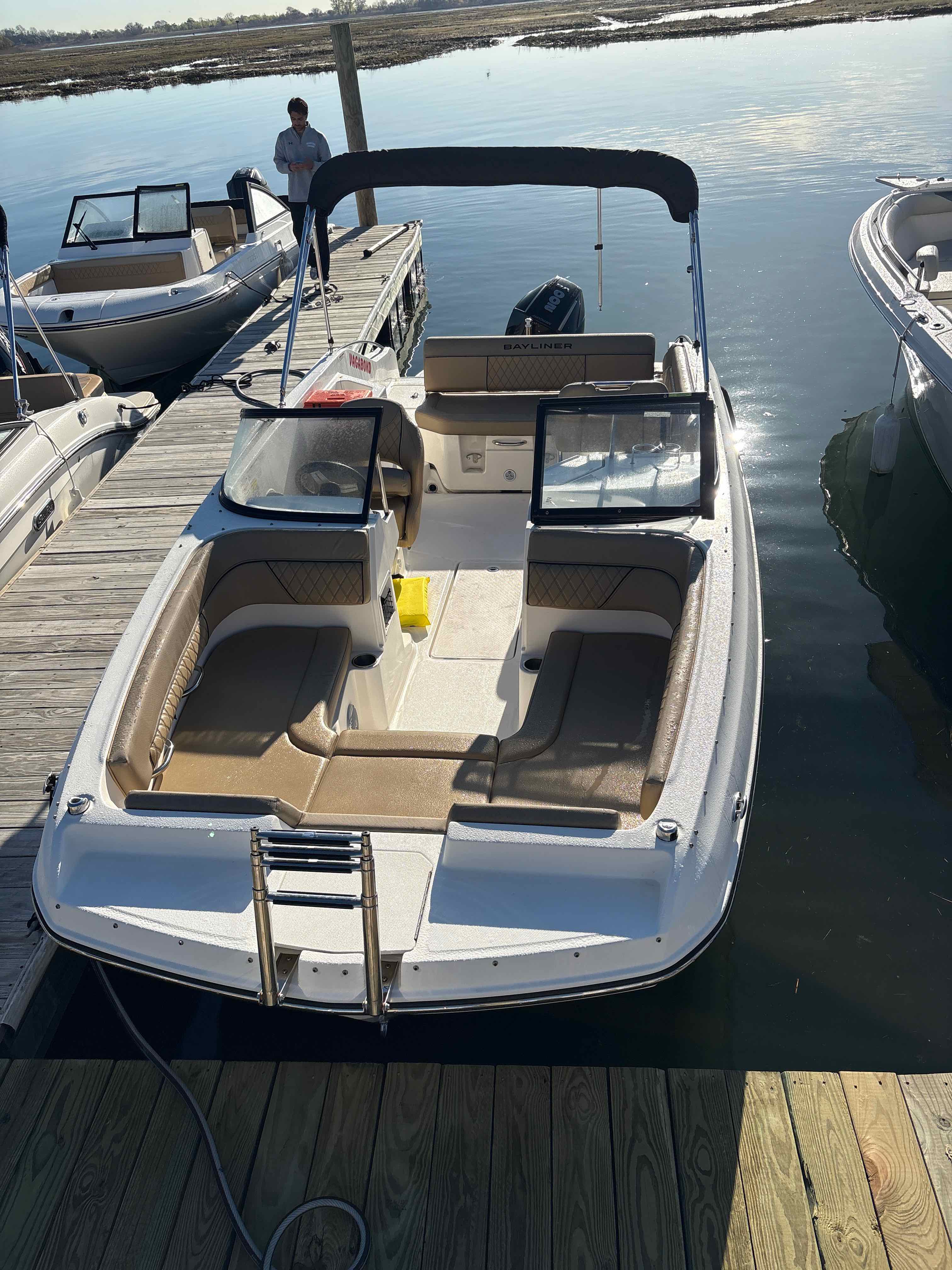 VAGABOND (Bayliner 22' Deck Boat D22 Mercury 200XL)