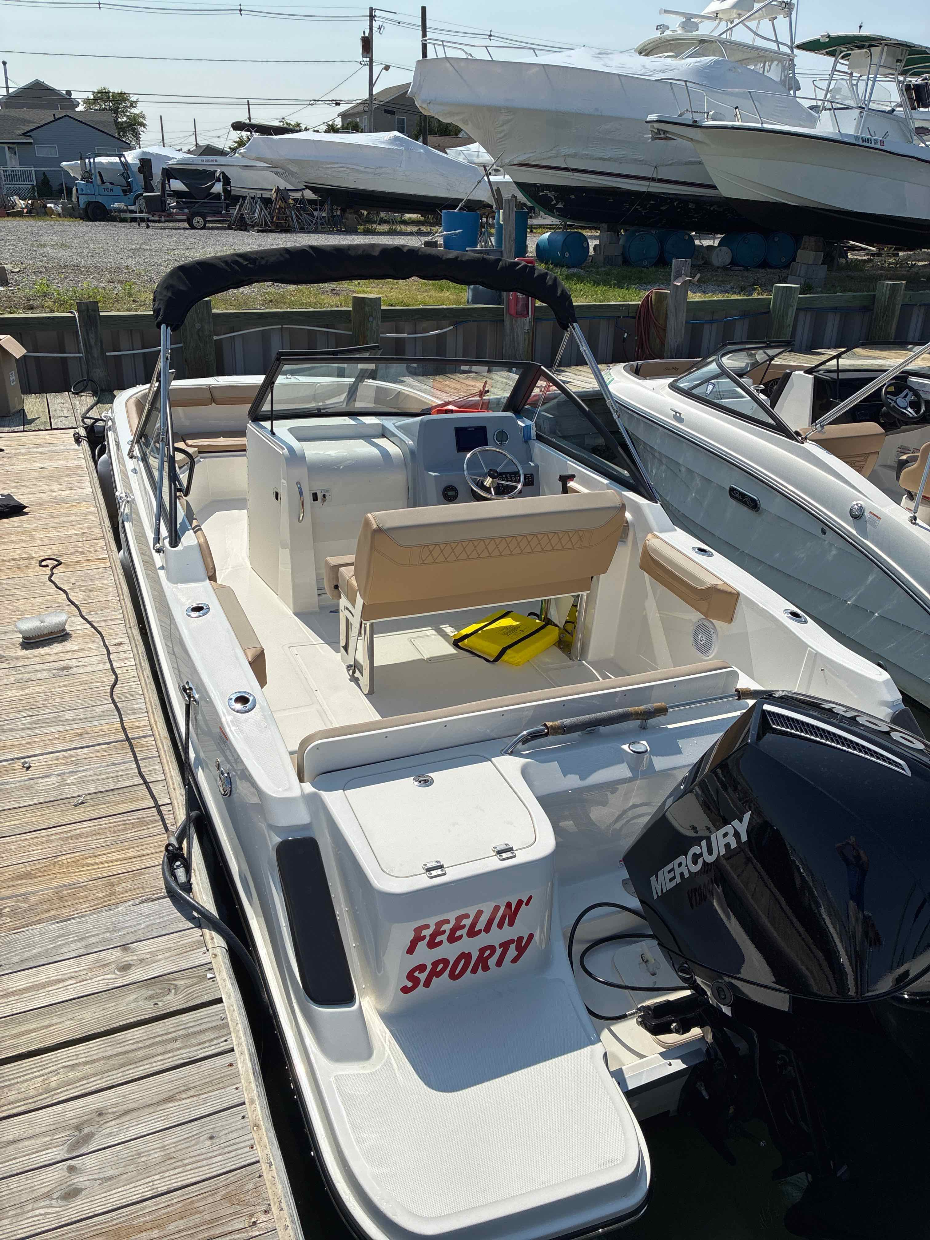 FEELIN' SPORTY (22' Bayliner Trophy T22SC 200HP Dual Console-Cruising/Fishing)