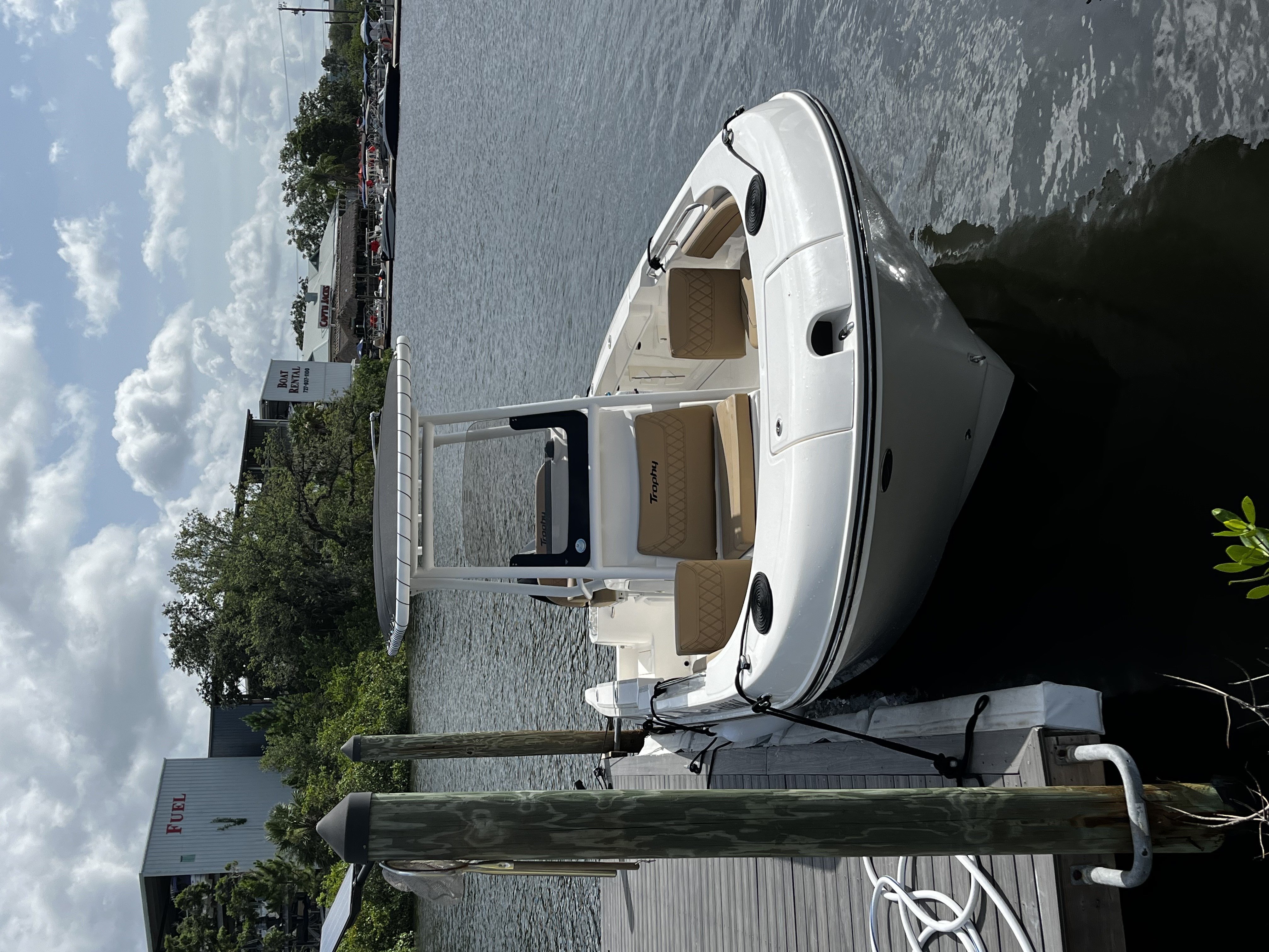 BIG TUNA (24' Bayliner Trophy T24 CC 250XXL Mercury)
