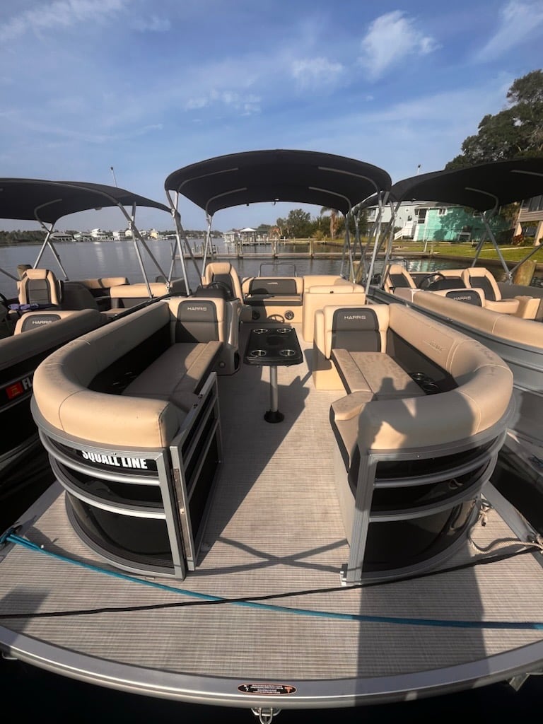 SQUALL LINE (23' Harris HCX23 Tritoon 150 HP - Fishing or Cruising)