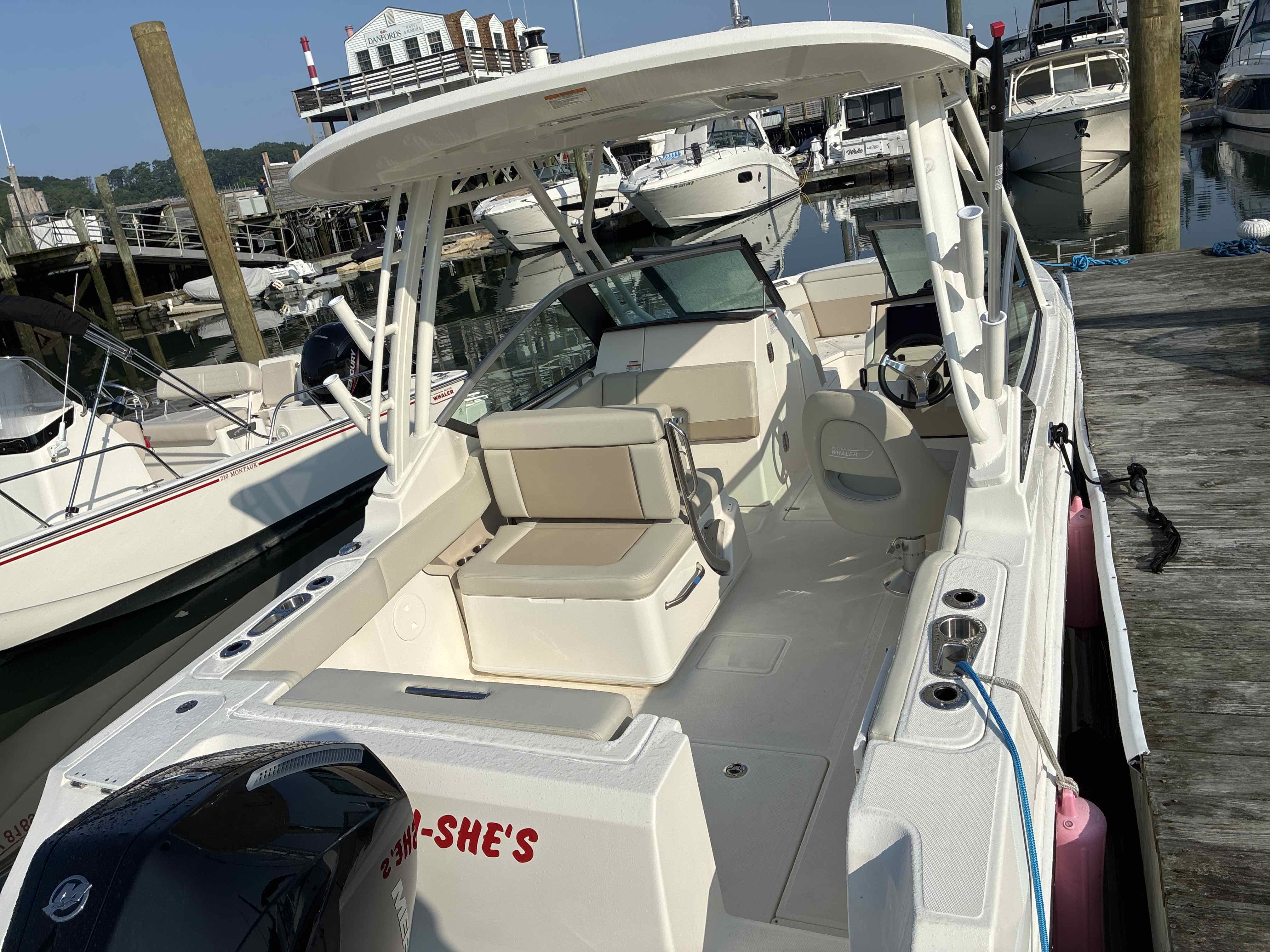 Fish - She’s  (24' Boston Whaler 250HP Dual Console-Cruising/Fishing)