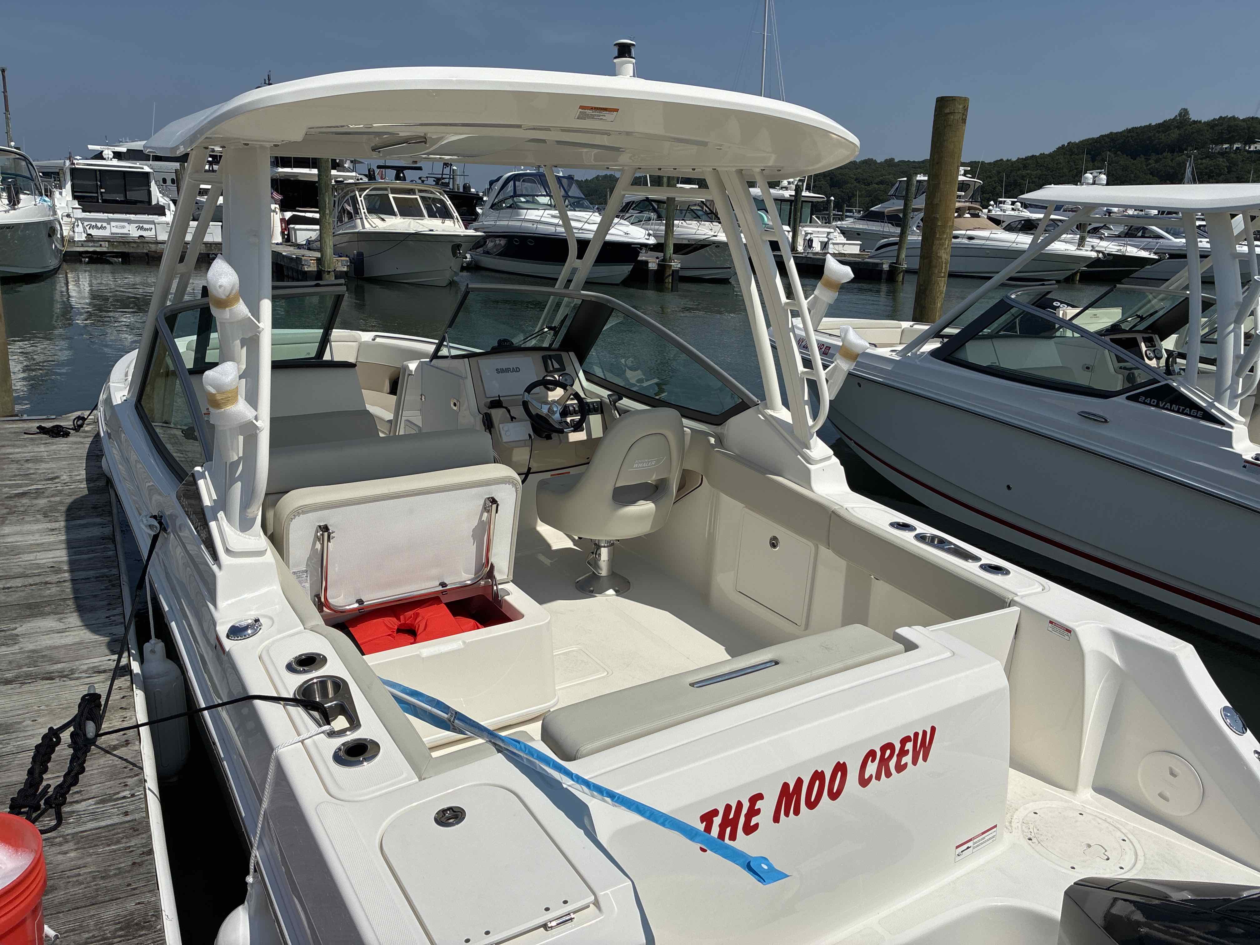THE MOO CREW (24' Boston Whaler 250HP Dual Console-Cruising/Fishing)