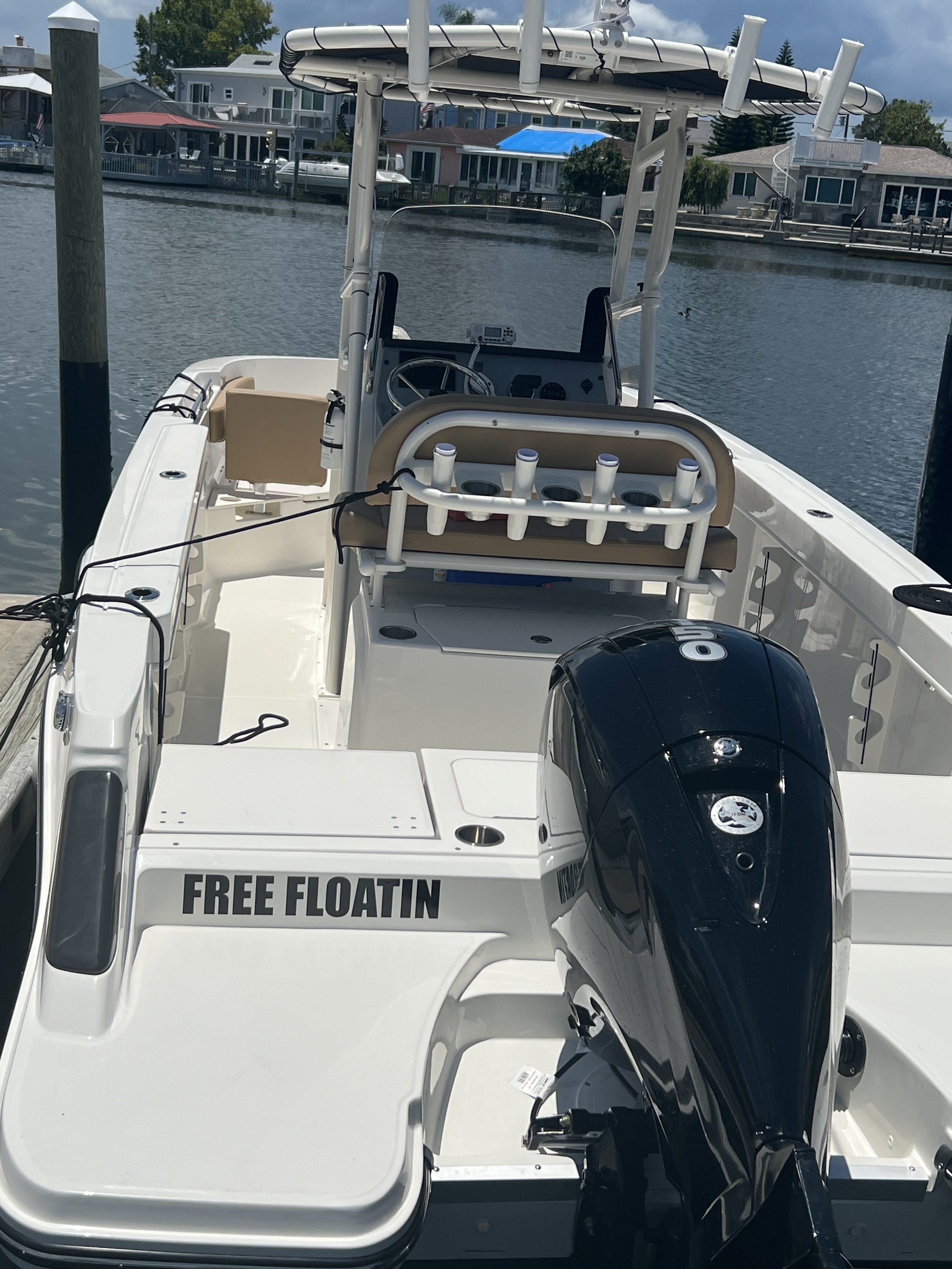 FREE FLOATIN (22FT Bayliner Trophy 22 Center Console - 150 HP~Fishing)