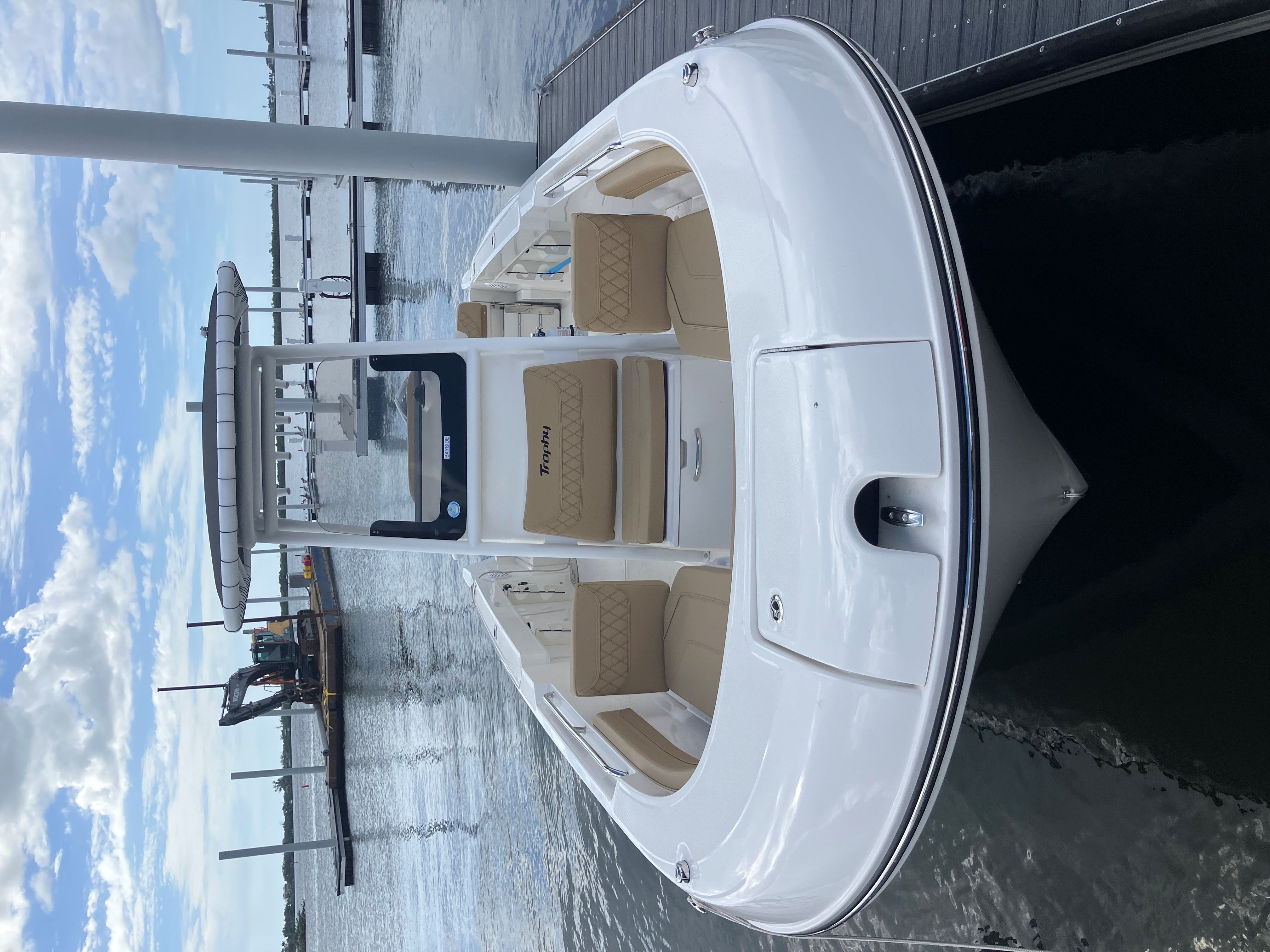 BAYSIDE (24FT Offshore Bayliner Trophy Center Console - 250 HP~Fishing)
