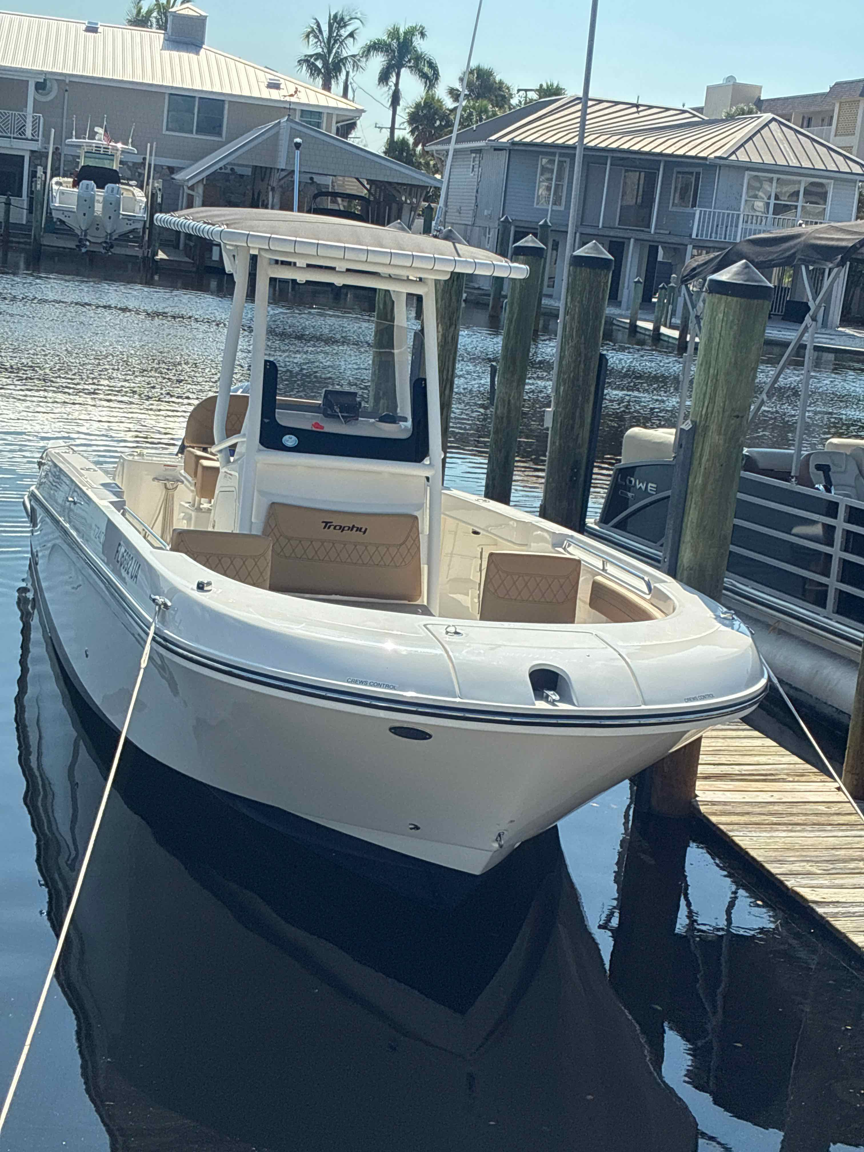 CREWS CONTROL (24FT Offshore Bayliner Trophy Center Console - 250 HP~Fishing)