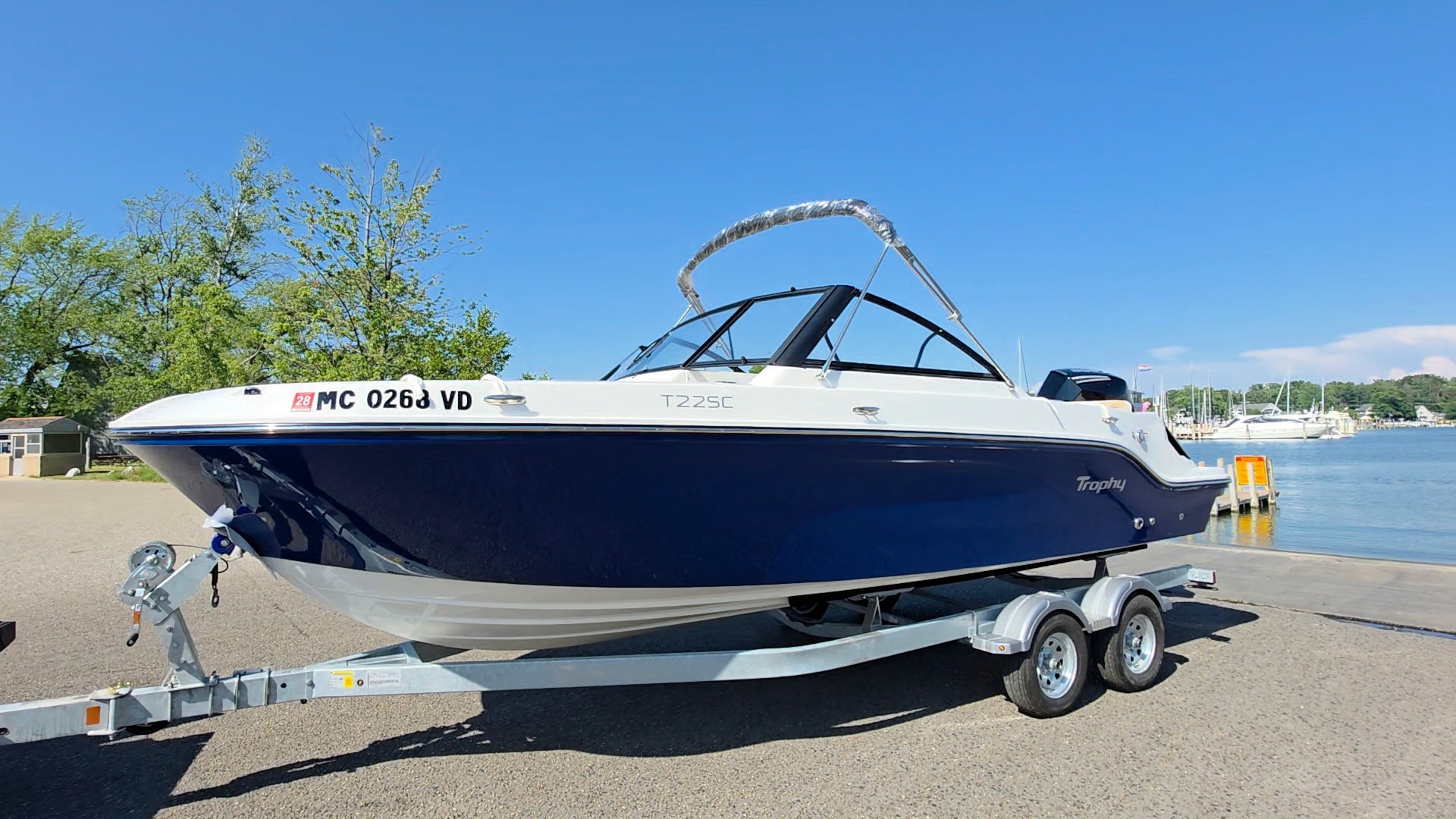 GULLS NIGHT OUT Bayliner T22 SC