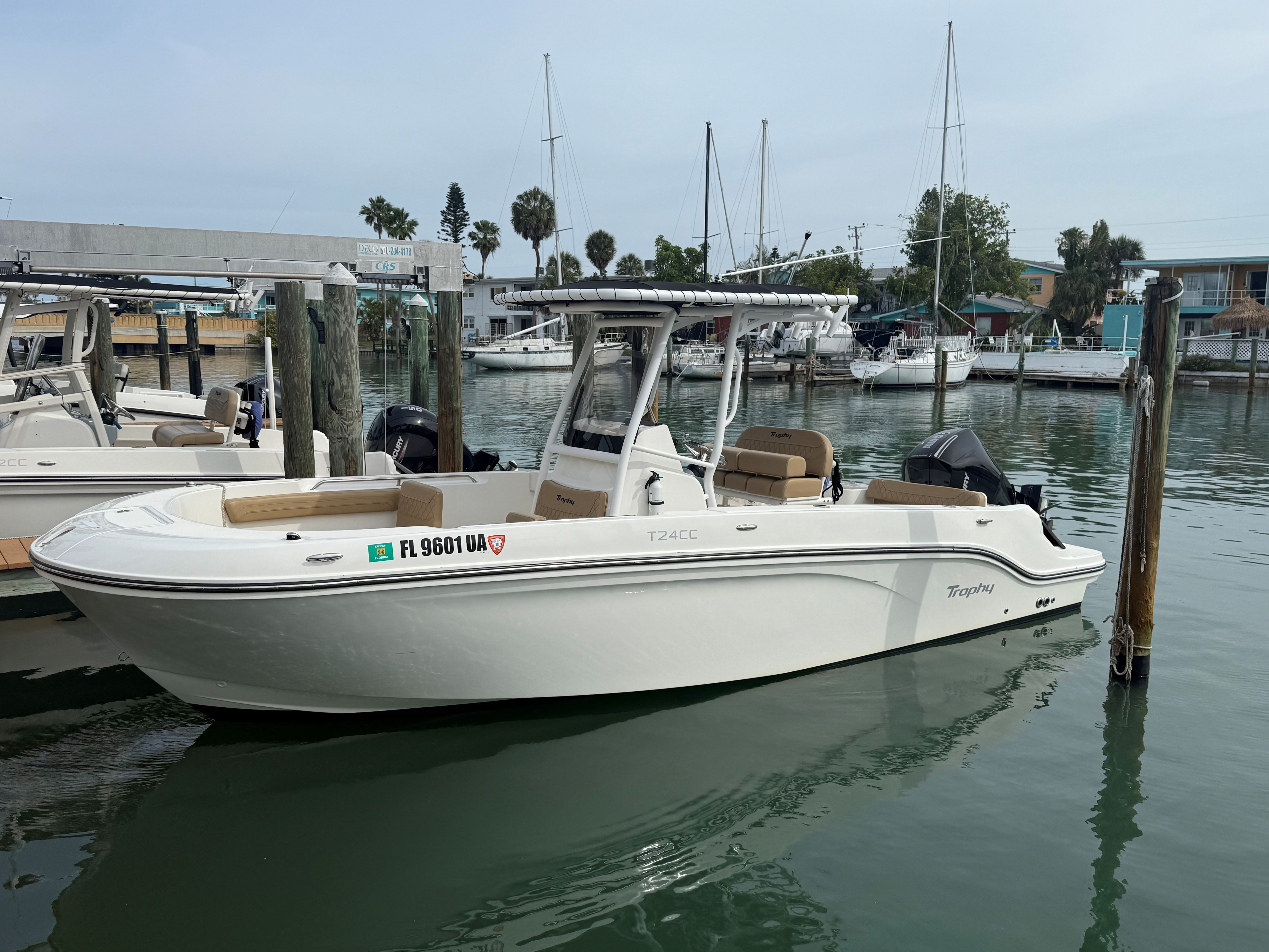 Caspian - 24' Trophy Offshore CC (250 HP)