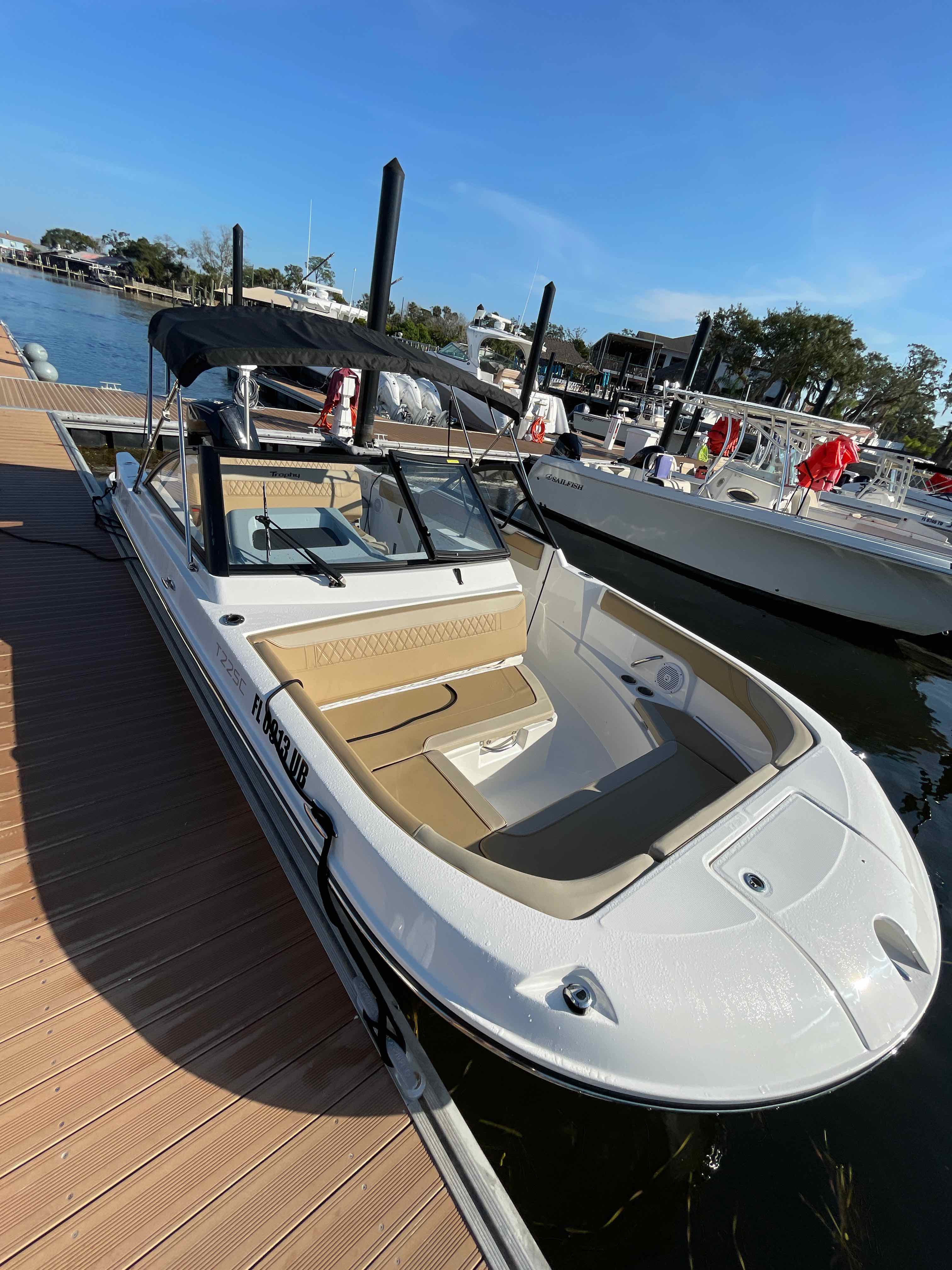 BAY BY BAY (22' Bayliner Trophy T22SC 200HP Dual Console-Cruising/Fishing)