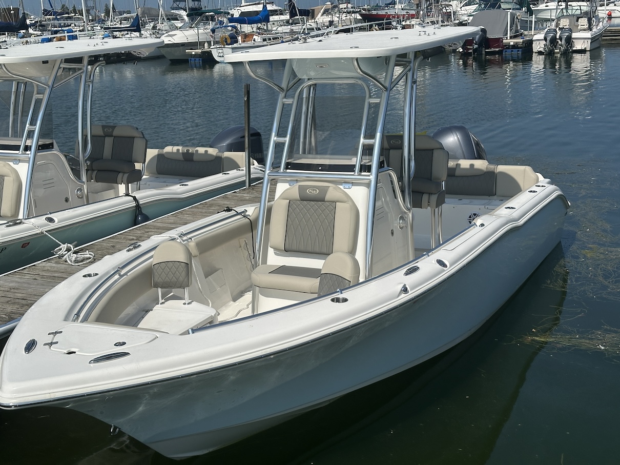 24' Center Console - 4075