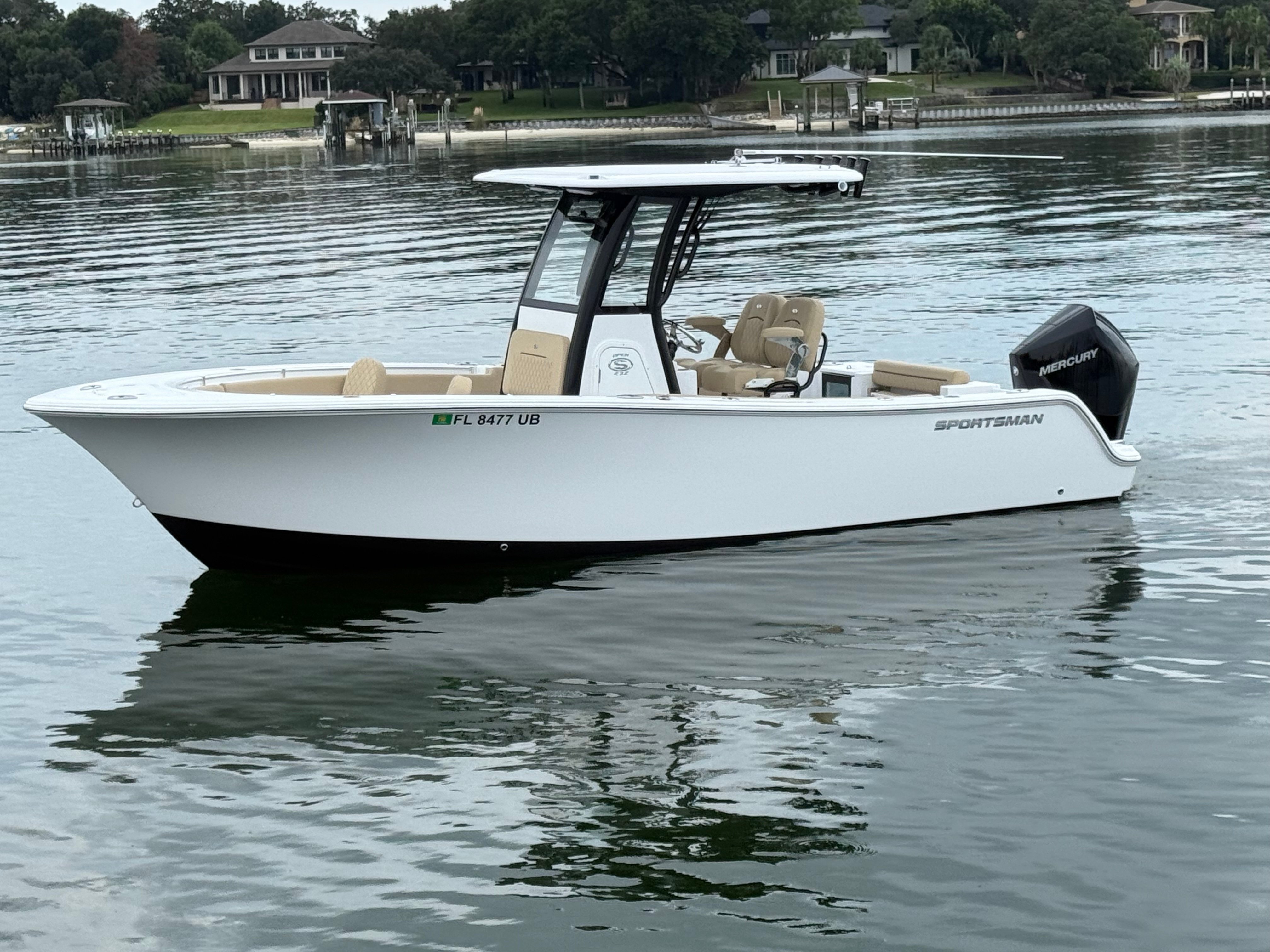 (341A) Sportsman 232  (Vessel Equipped with Electronic Throttle)