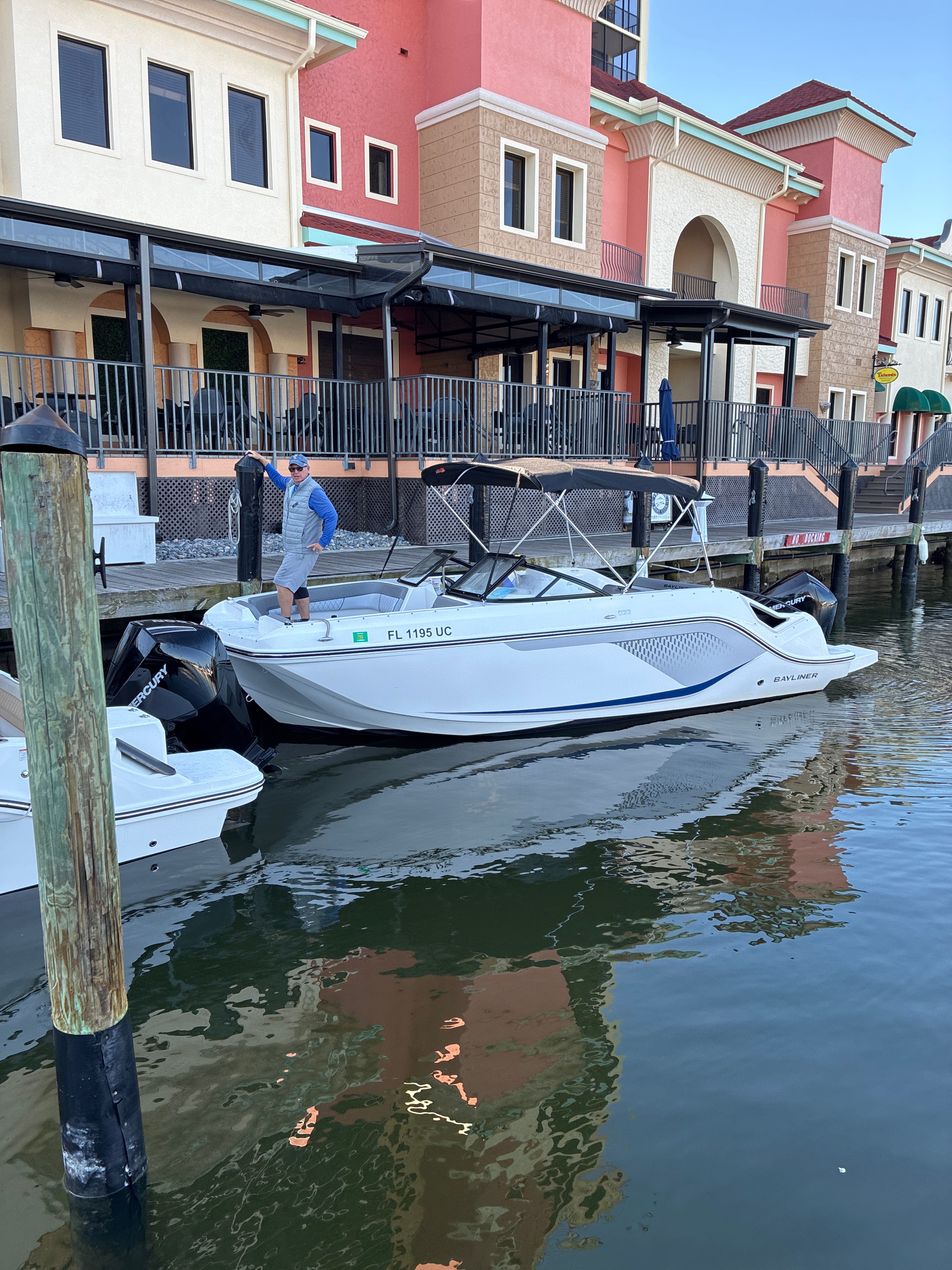 CAPE ESCAPE (22' Bayliner D22 200 HP - Cruising Only)