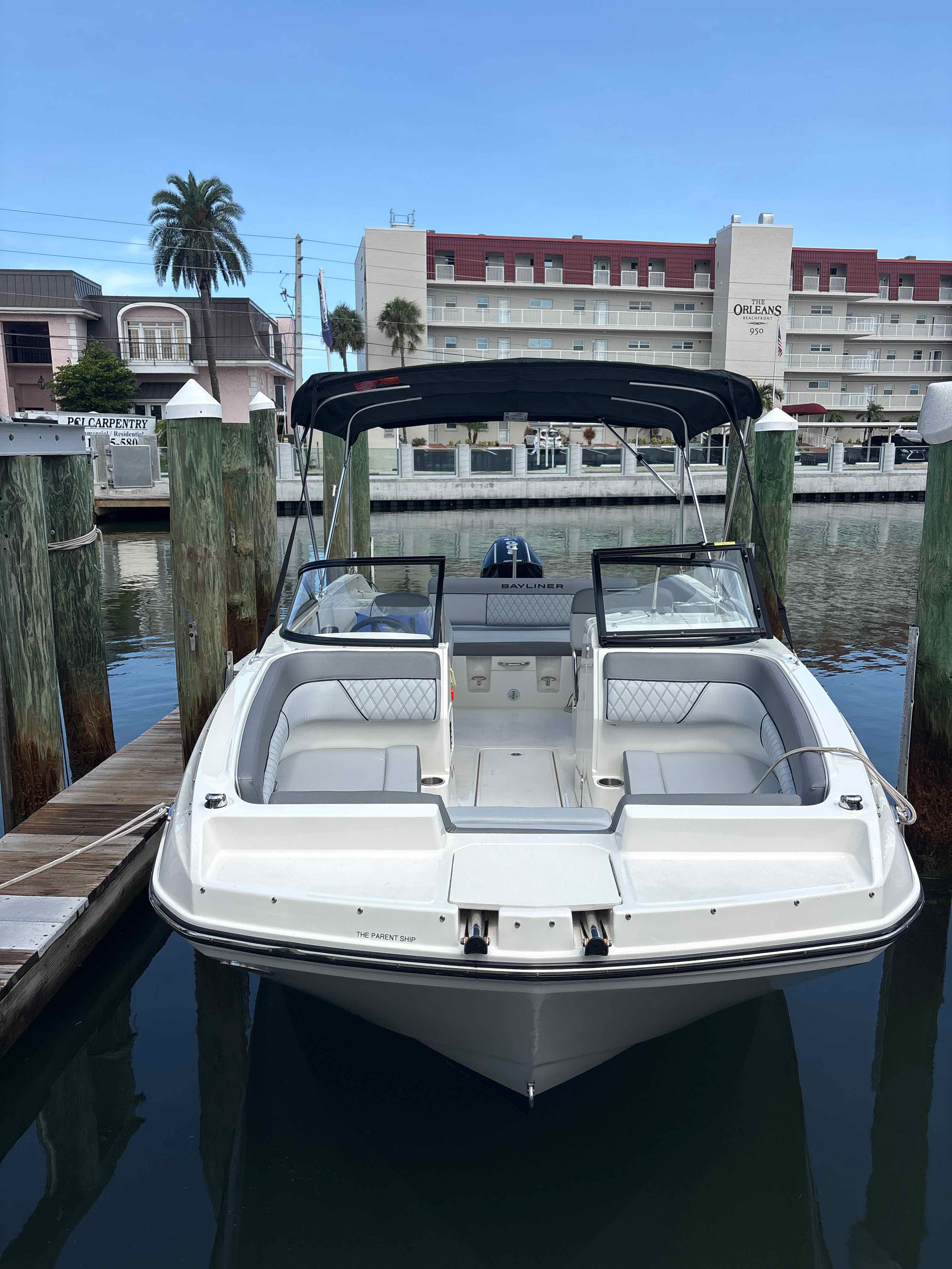 THE PARENT SHIP (22' Bayliner D22 200 HP - Cruising Only)