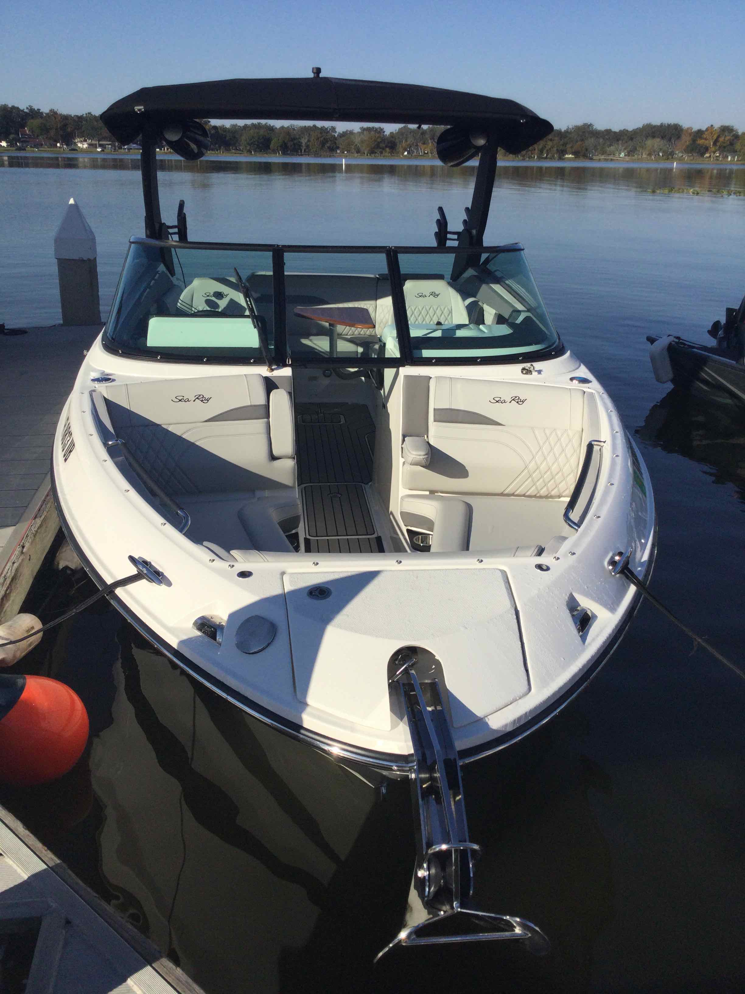 JETTY WHITE (Amenity Vessel Sea Ray SLX280 350HP) $199/Reservation
