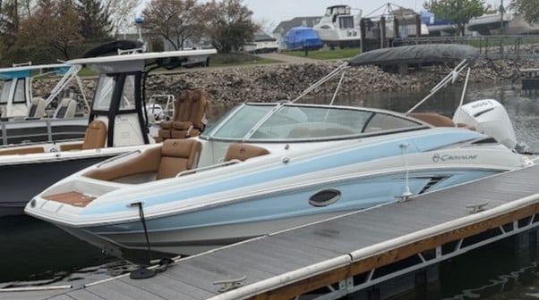 Crownline E240XS "Bayfront Bliss"