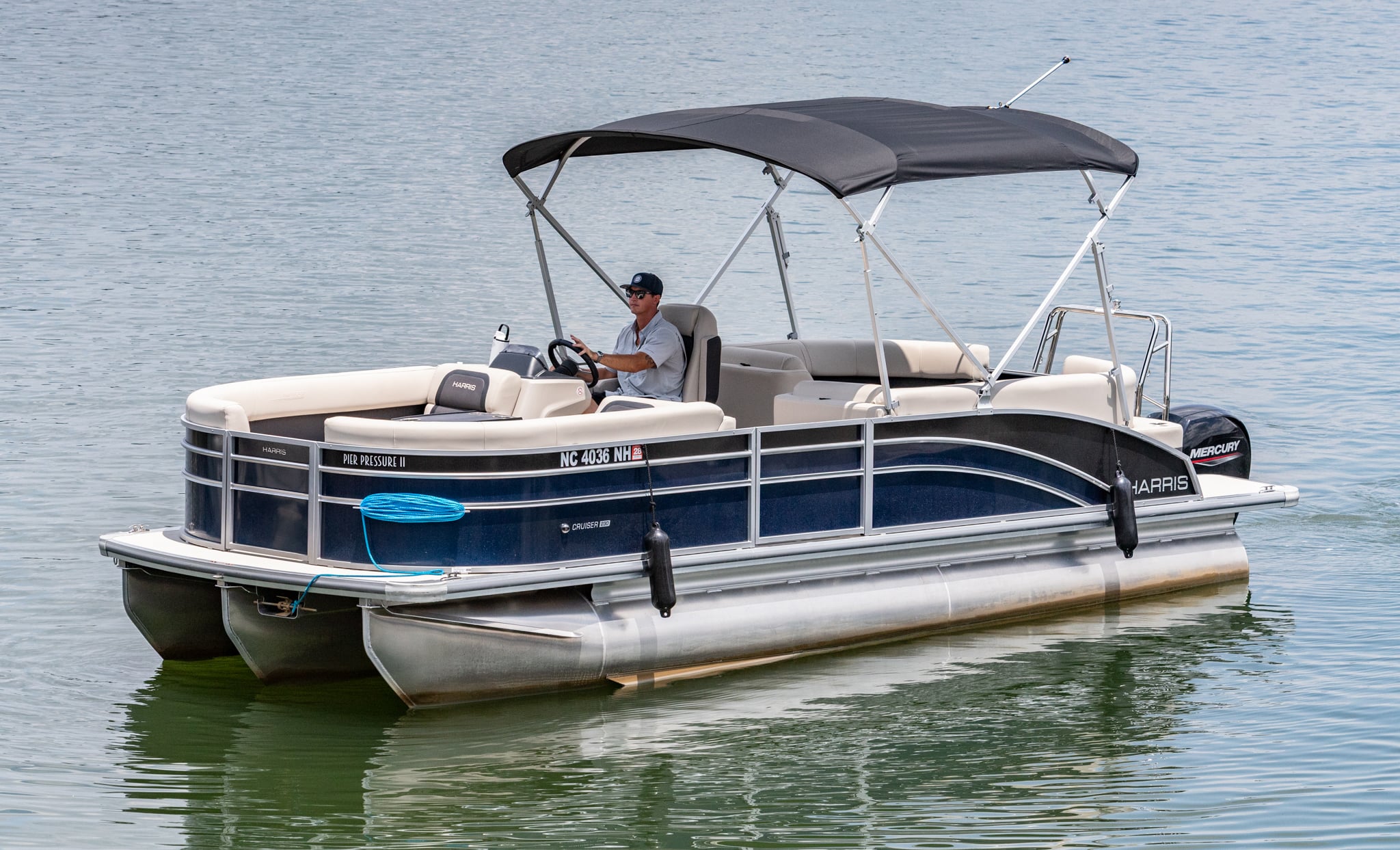 Pier Pressure II [A] | 2026 Harris HCX230 Stern Radius