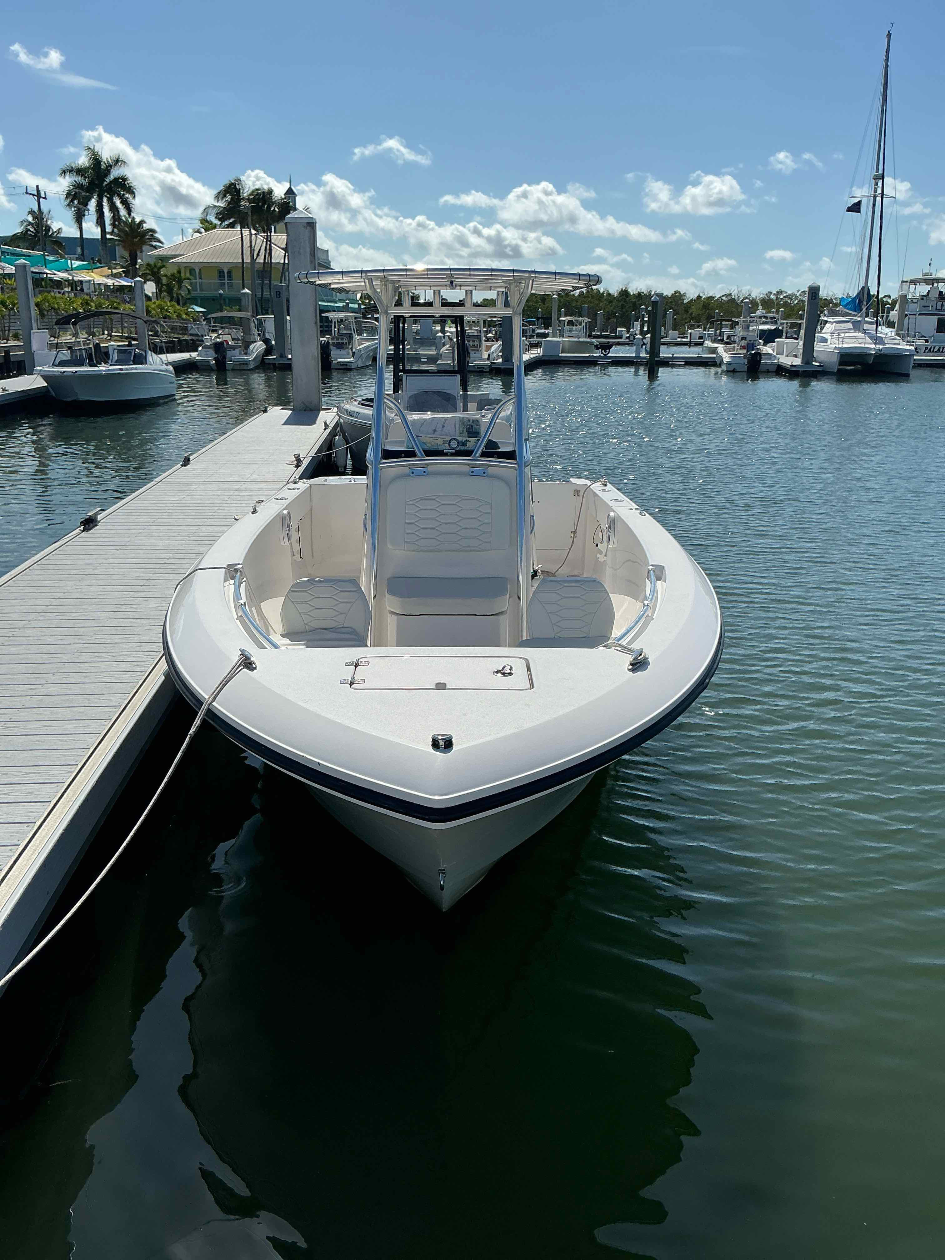 ISLAND GIRL (22' Center Console- Aquasport - 200 Mercury -Fishing)