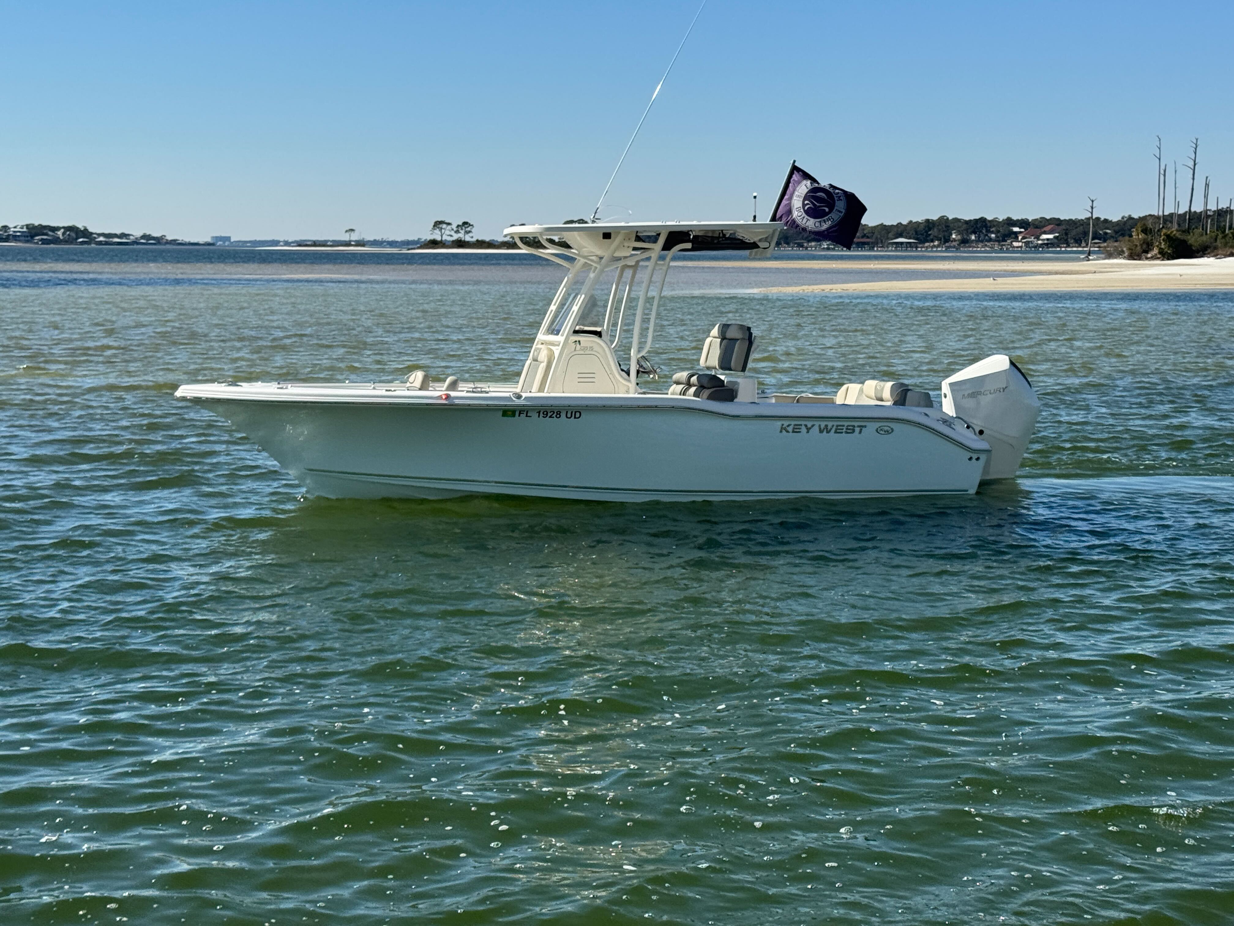 (352A) Key West Center Console (Vessel is Equipped with Electronic Throttle)