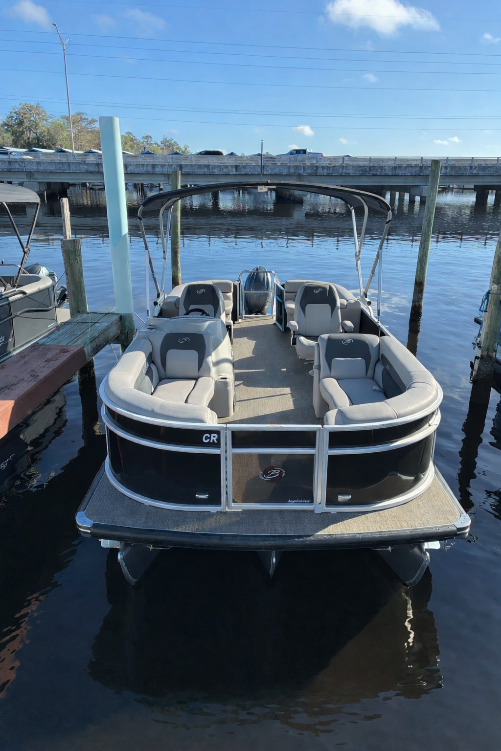 Conference Room IV- Pontoon