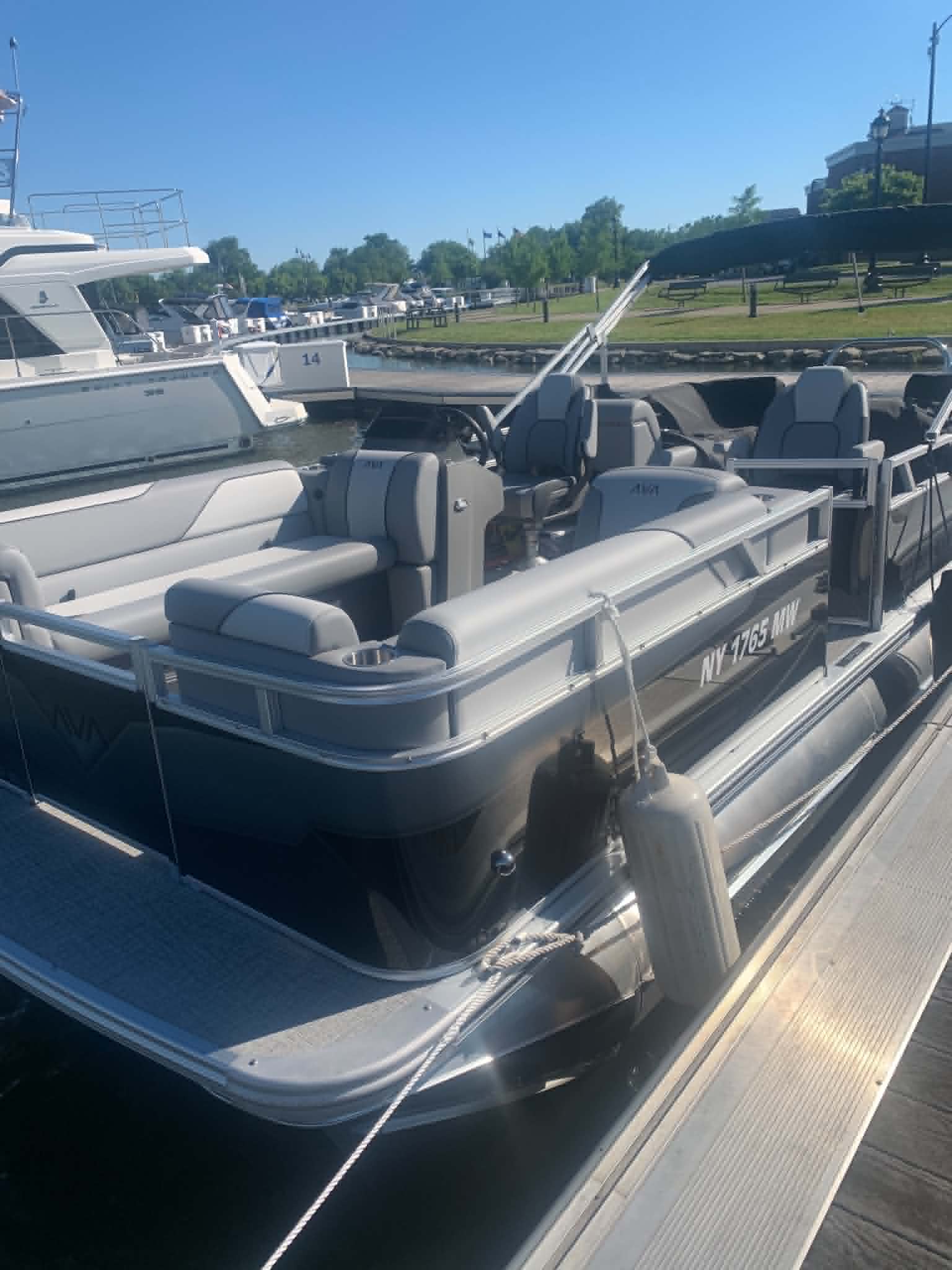 NY 1765 MW- Martha Matilda Harper - Avalon LSZ