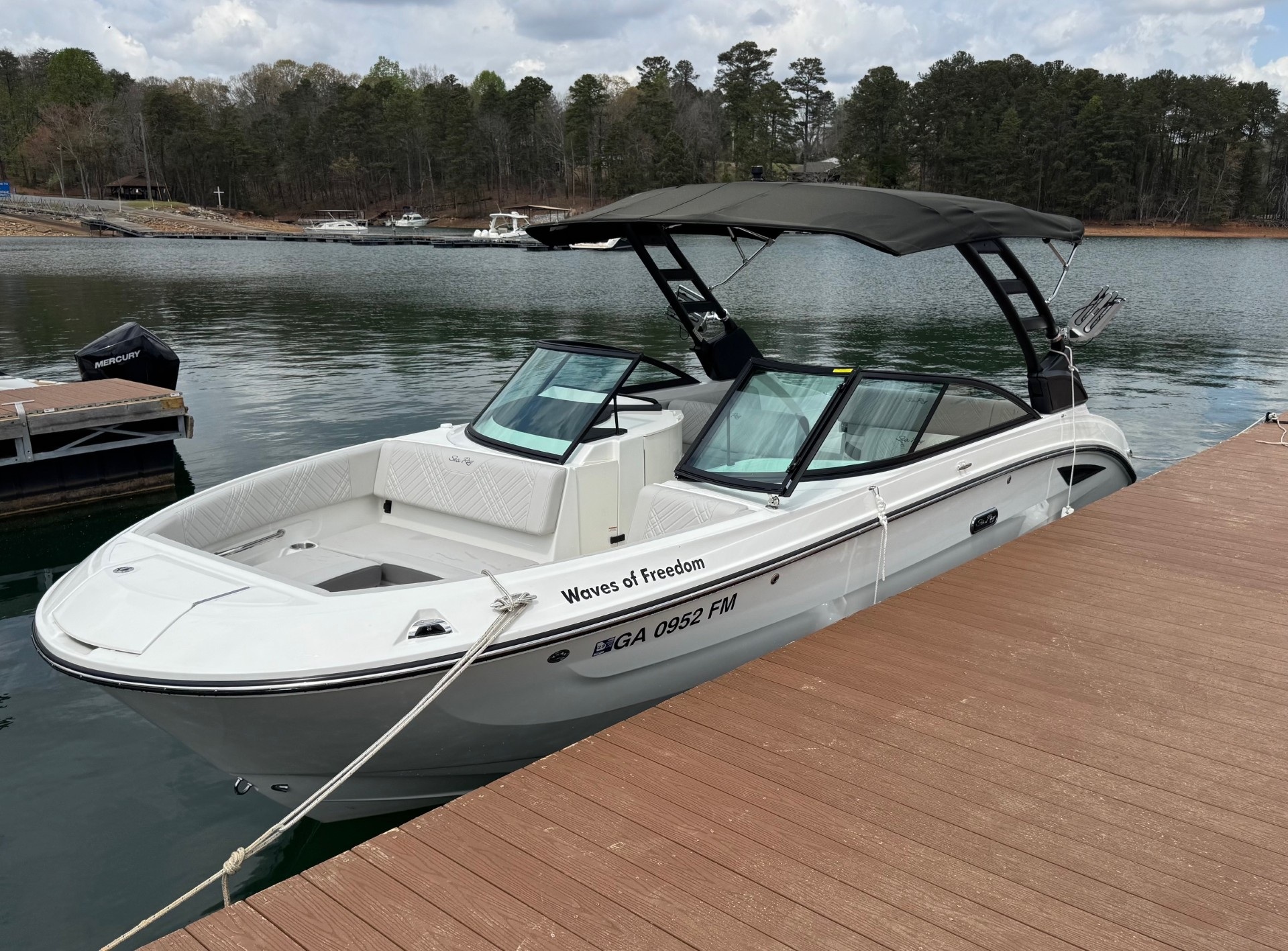 WAVES OF FREEDOM (Sea Ray SDX 250 Surf ) $99/half day and $199 Full day