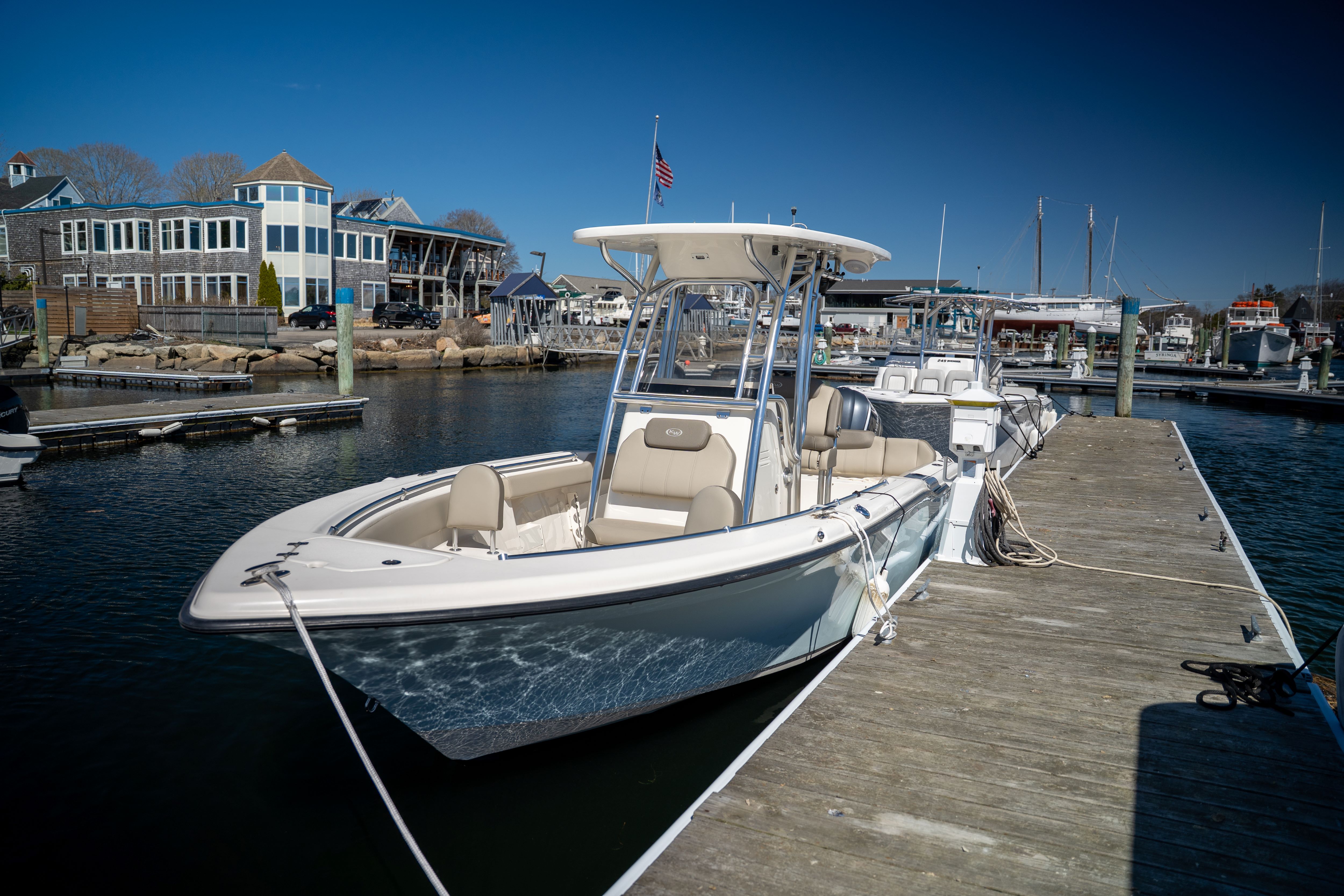 Oasis - 24' Keywest Center Console