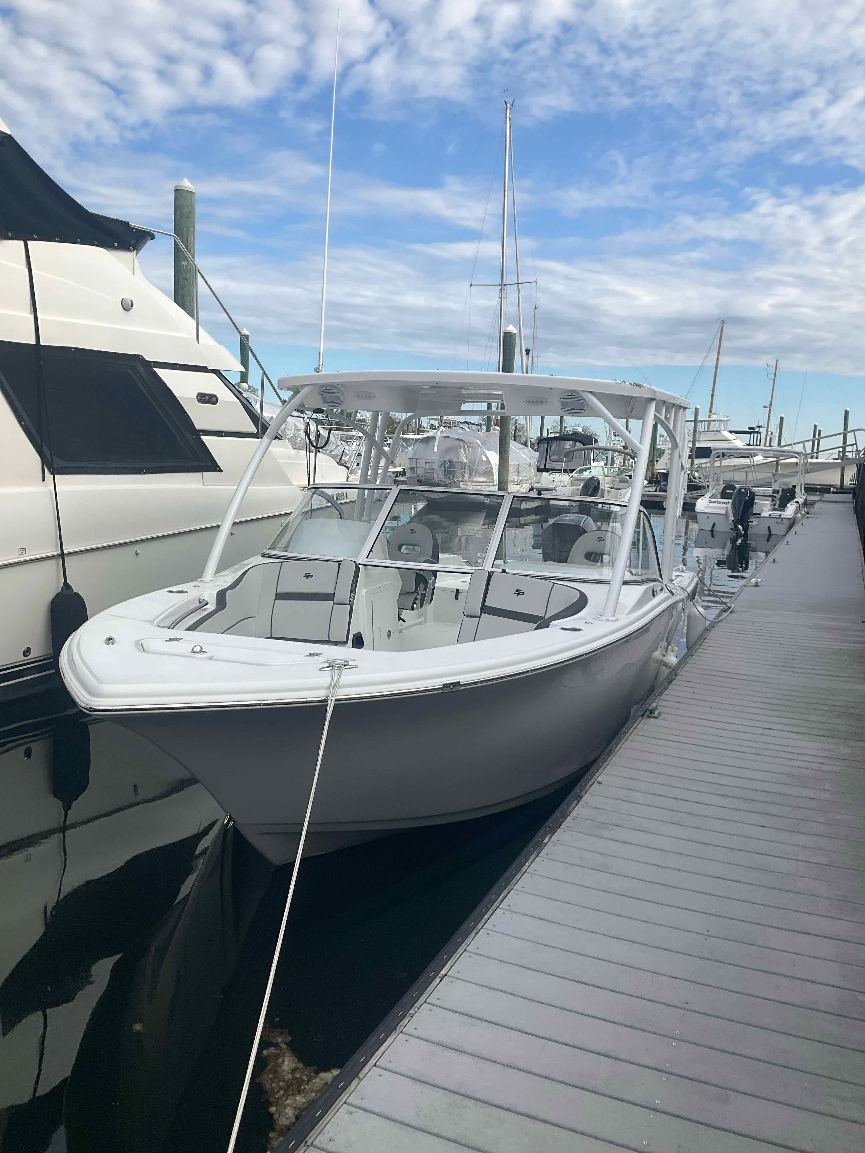 MANTUNUCK (24' Sea Pro 240 DC- 250HP)