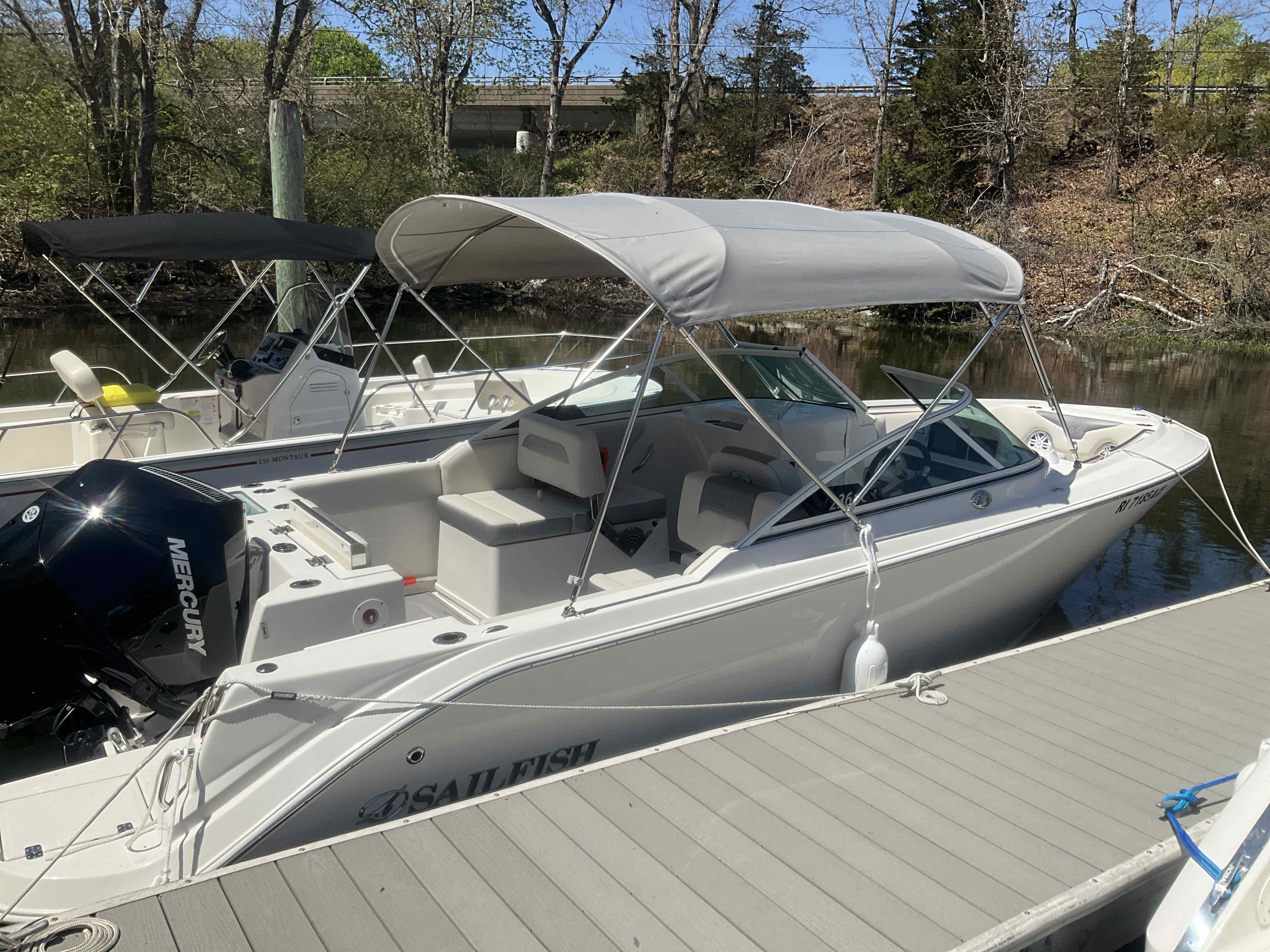 PATRIOT (23' Sailfish Dual Console 200HP)