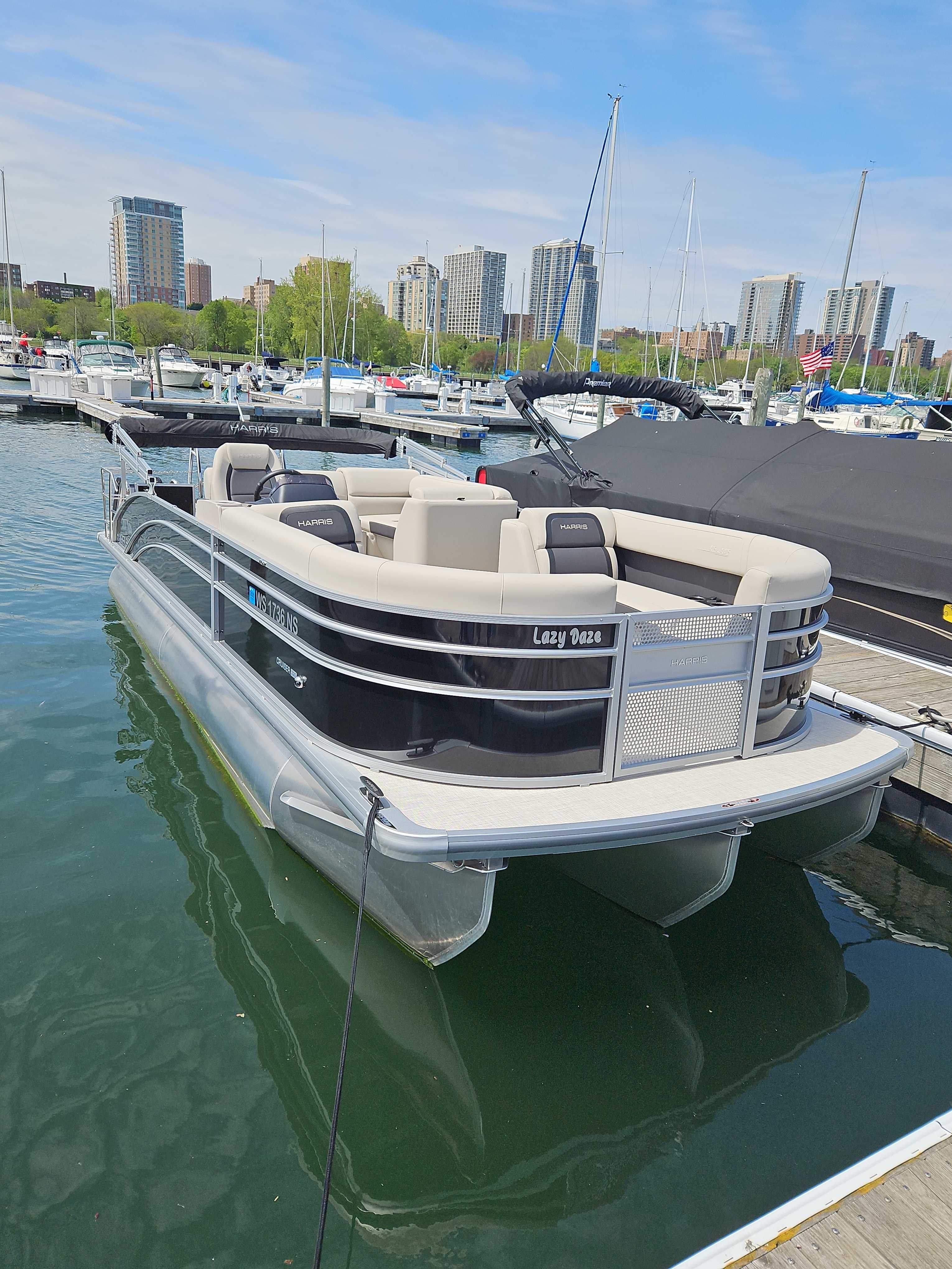 Lazy Daze (23' Harris HCX23 Tritoon 150 HP - Cruising)
