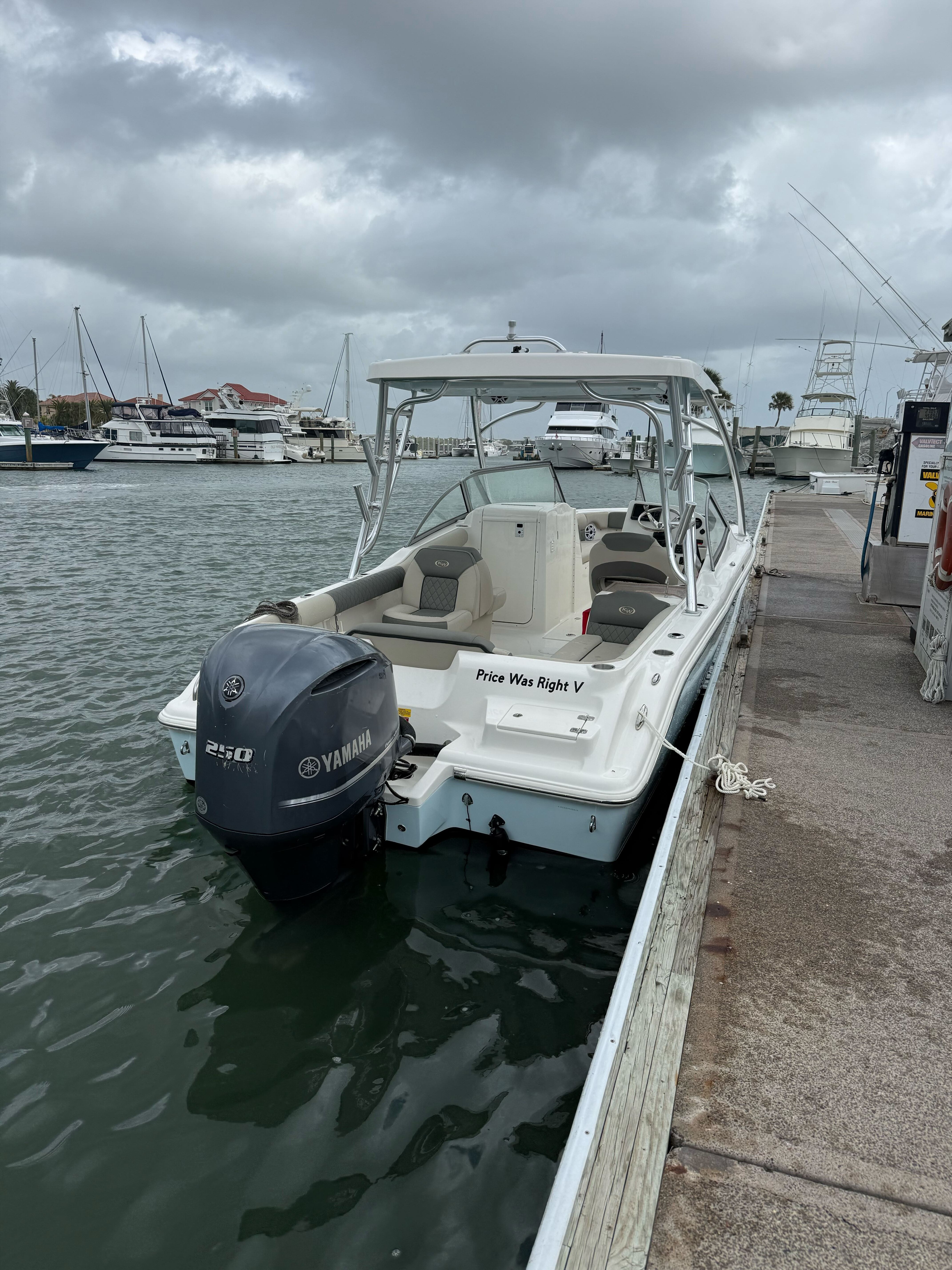 Price Was Right V- 239 Bowrider