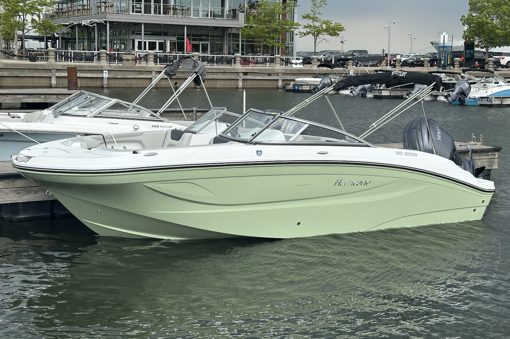 20' 2050 SD - 3044 - No Fishing