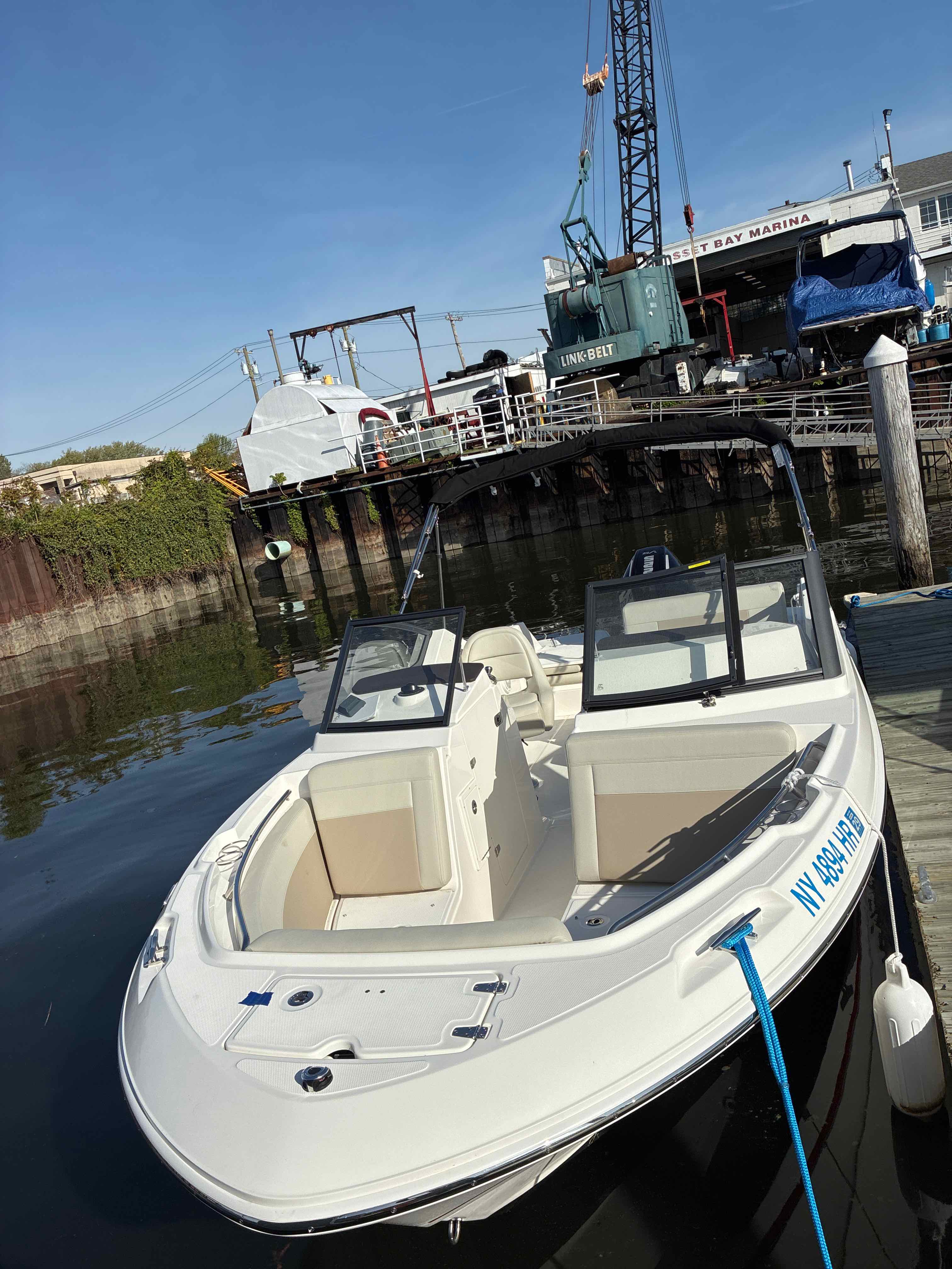 GUCCI GIRL (21' Boston Whaler 225HP Dual Console-Cruising/Fishing) *NO BIMINI
