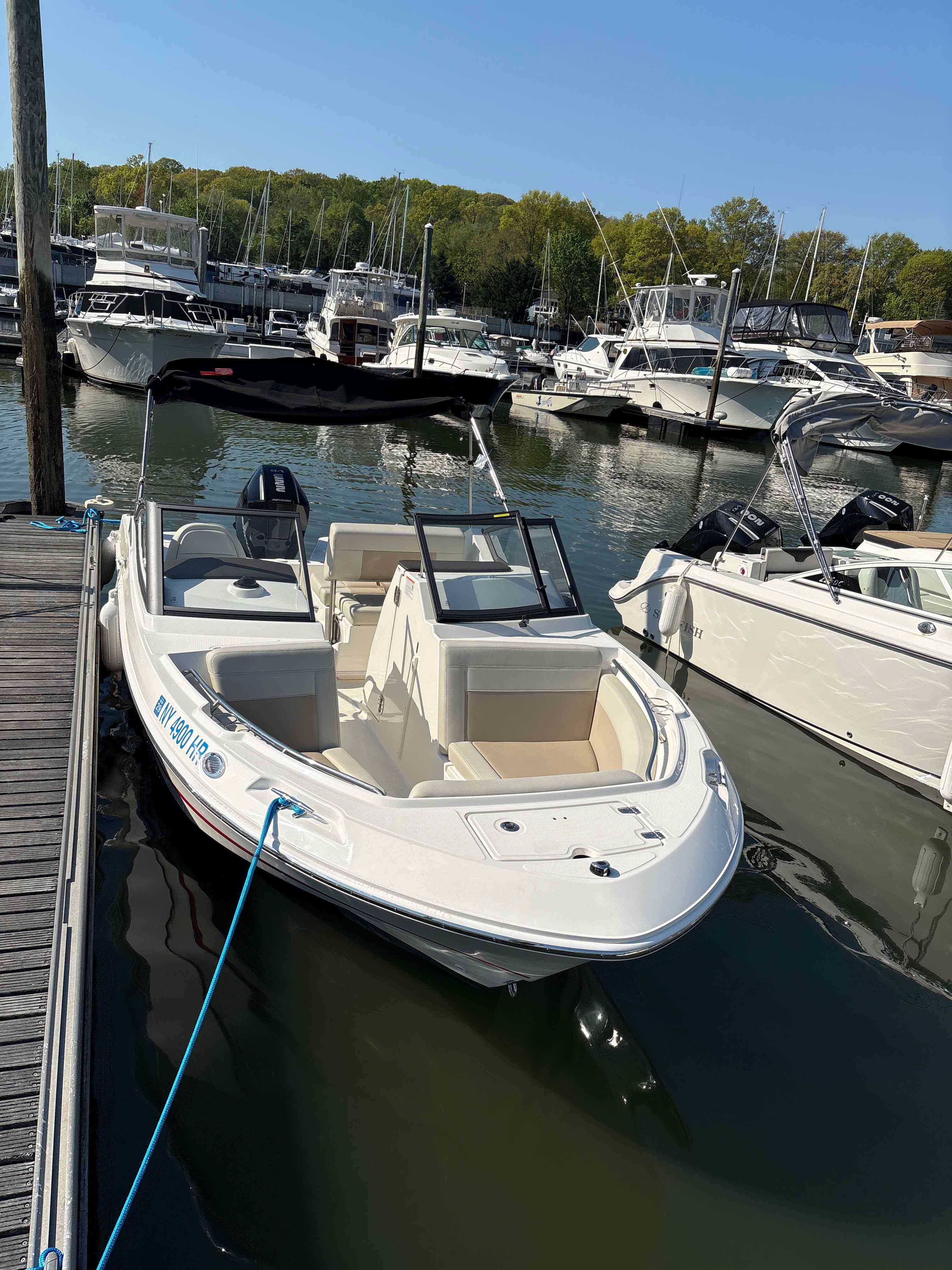 SHELL YEAH! (21' Boston Whaler 225HP Dual Console-Cruising/Fishing)