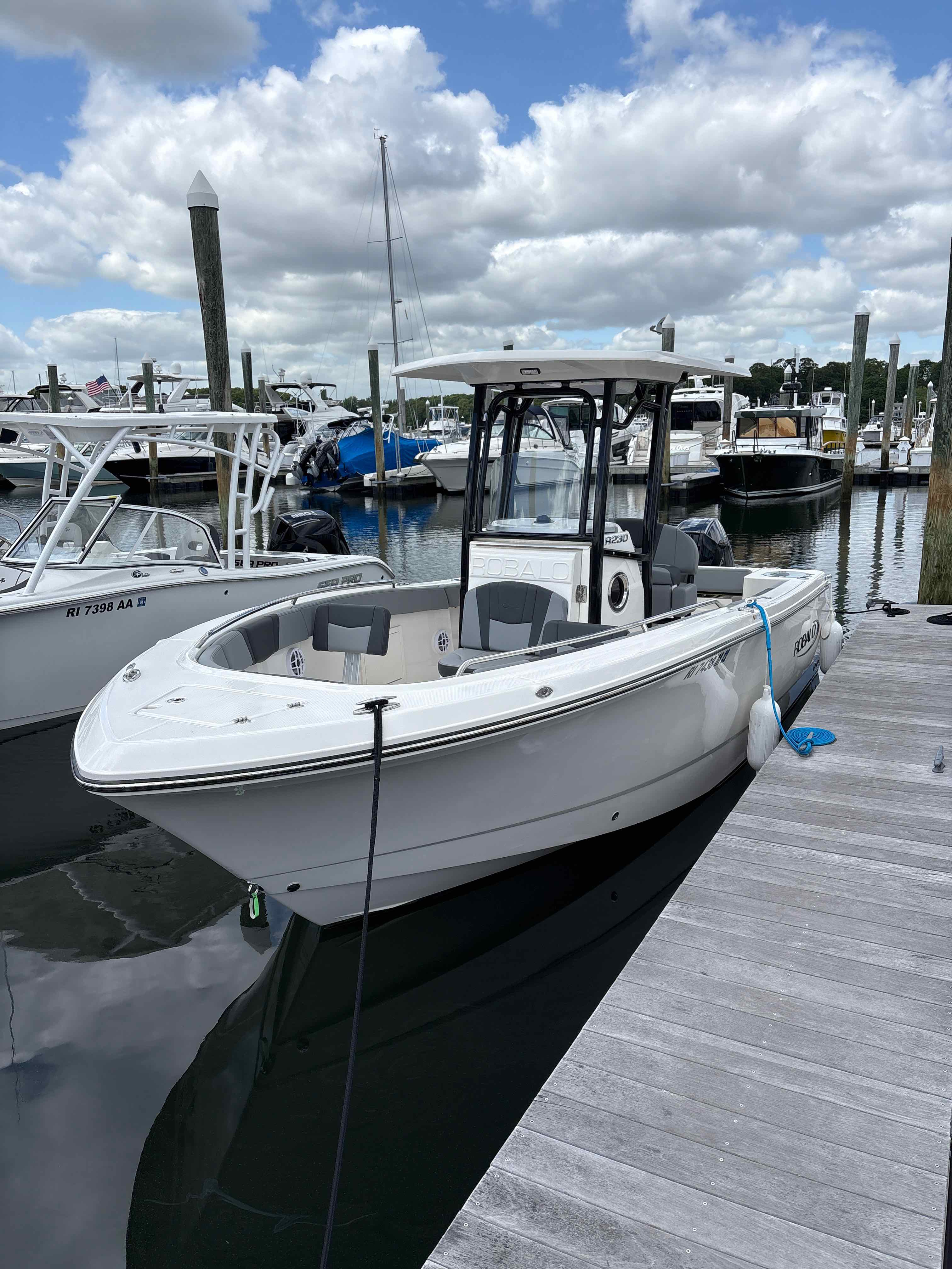Silver Lining (23ft Offshore CC Robalo R230)