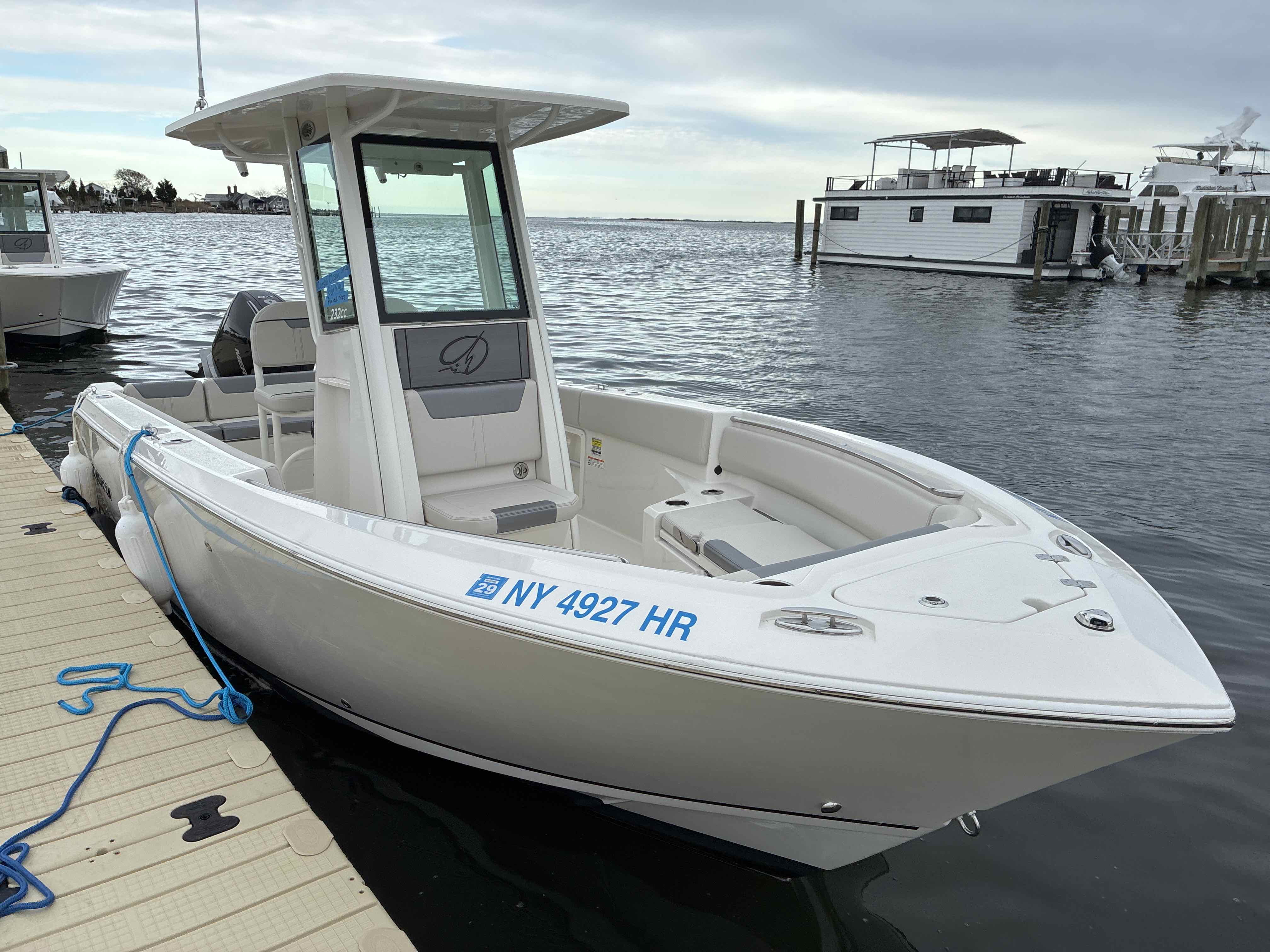 COASTAL CLOSING (Sailfish 232 CC)