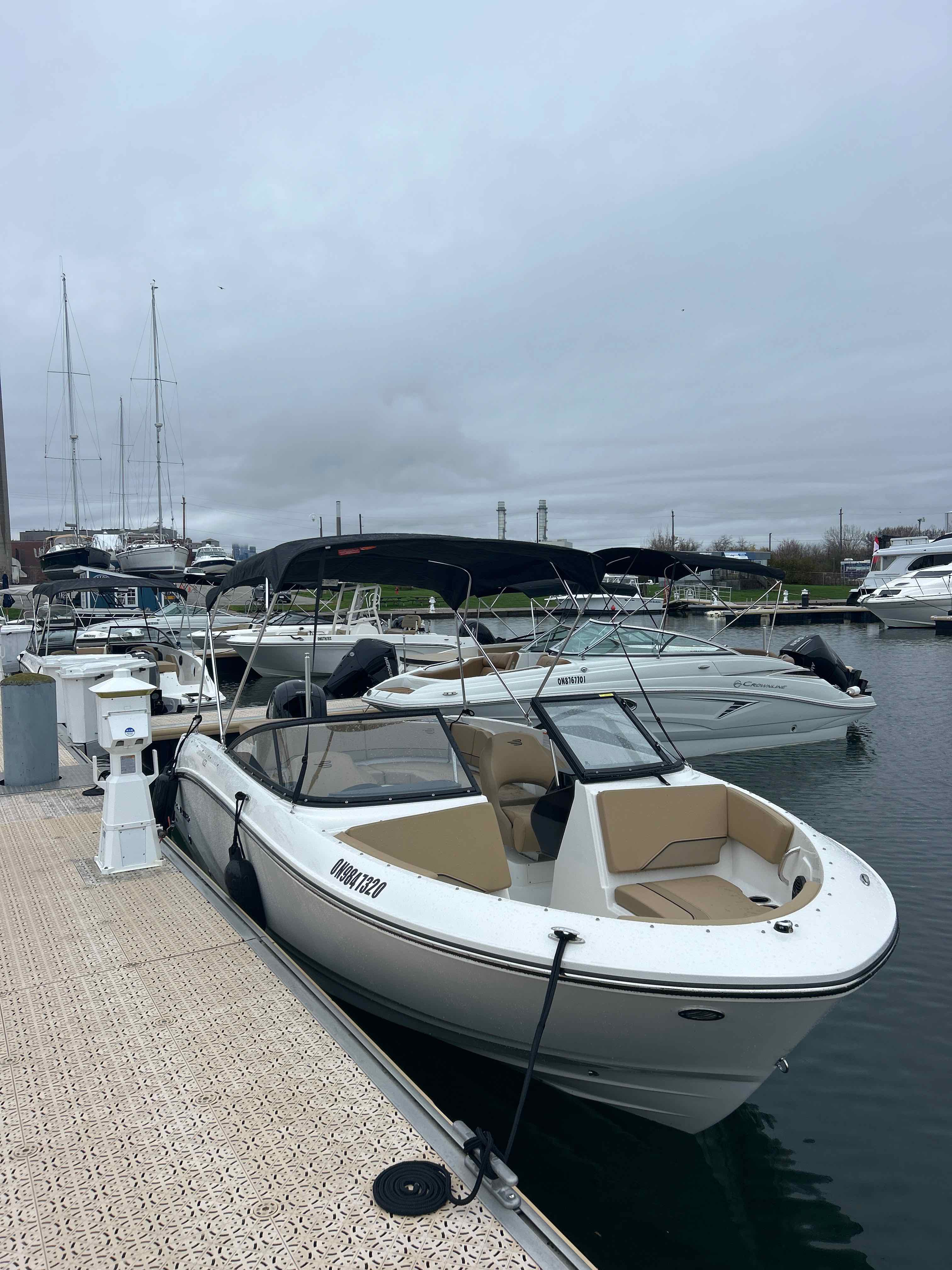 SEBY BUOY (22' Bayliner V22 Bowrider 150HP - Cruising)