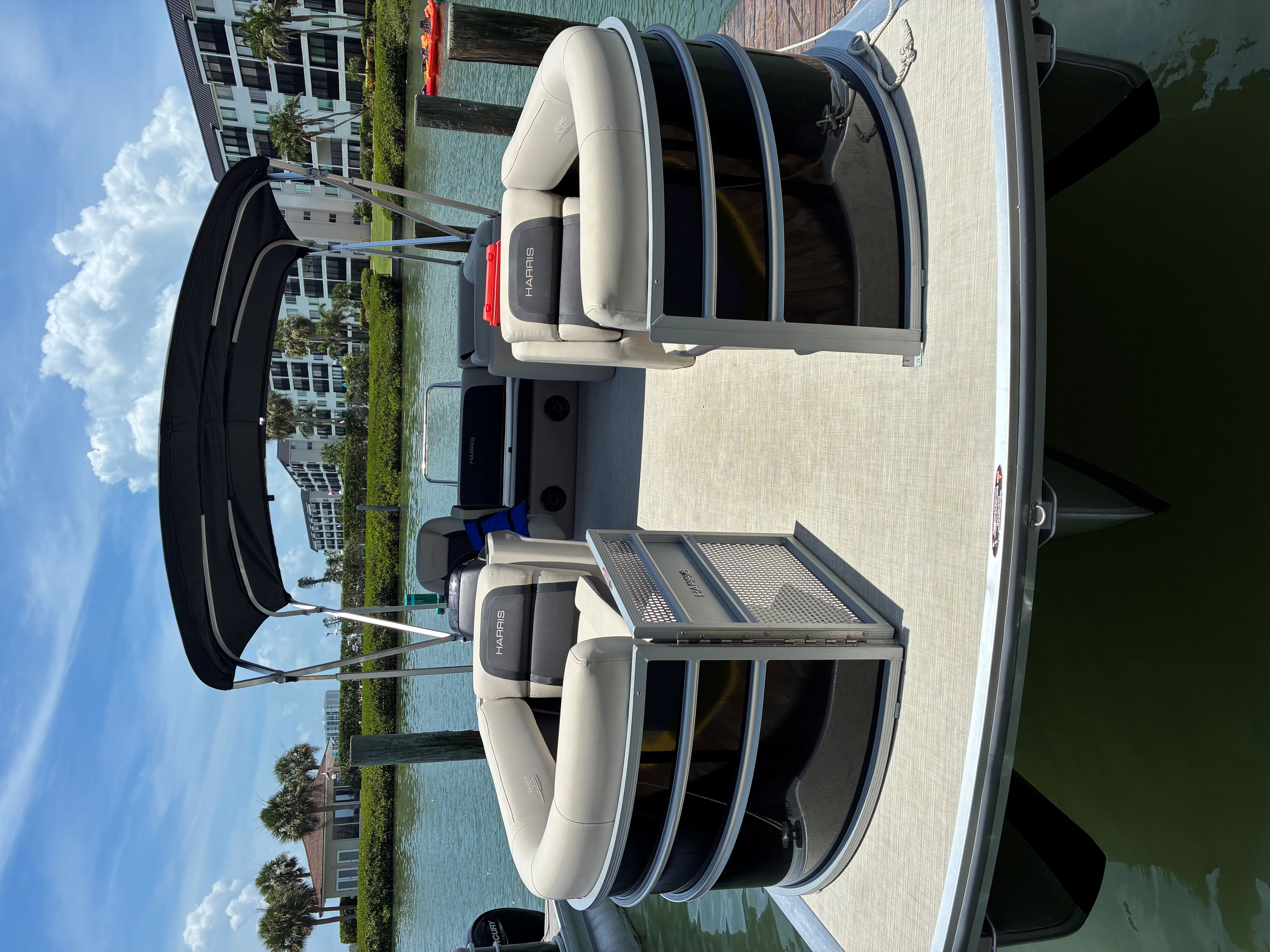 LILLY PAD (23' Harris HCX23 Tritoon 150 HP - Fishing or Cruising)