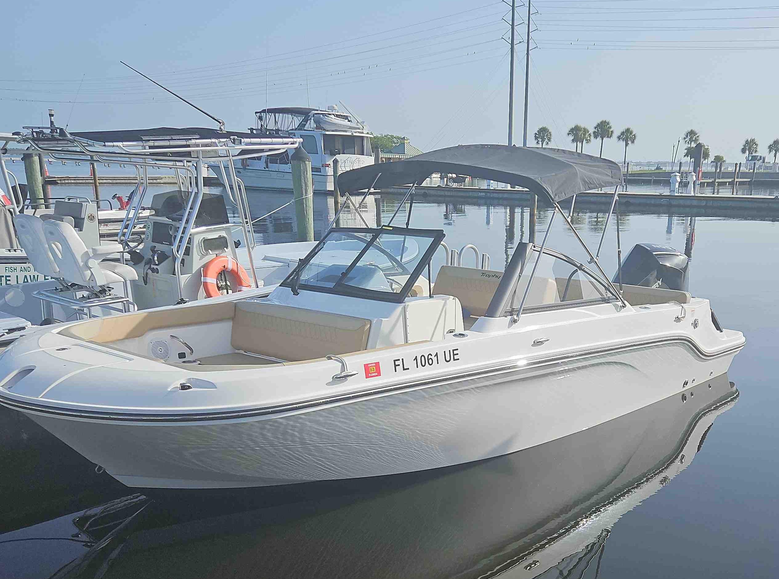SALTY SIREN (22' Bayliner Trophy T22SC 200HP Dual Console)
