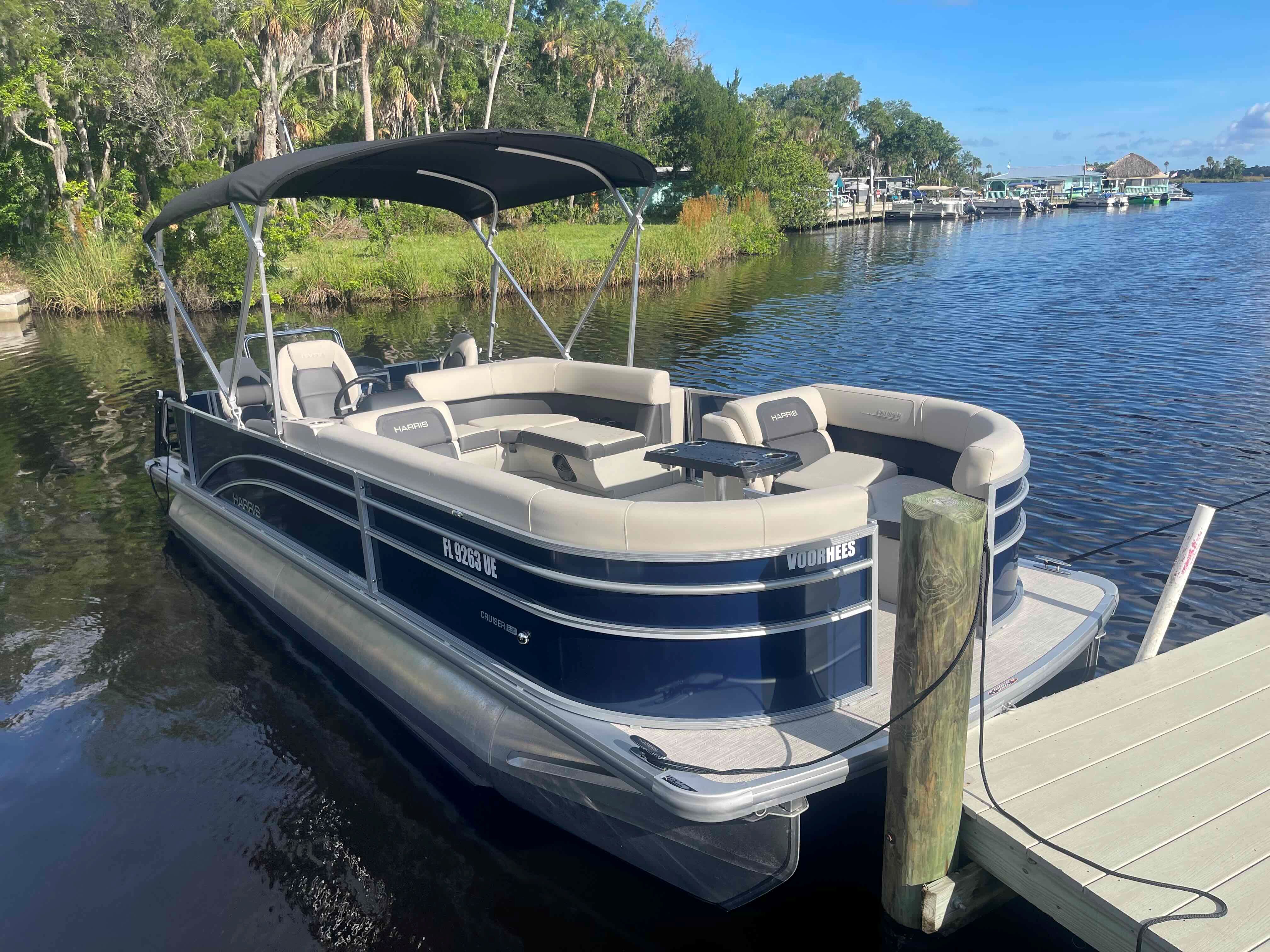 VOORHEES (24' HARRIS HCX23 TRITOON 150XL)