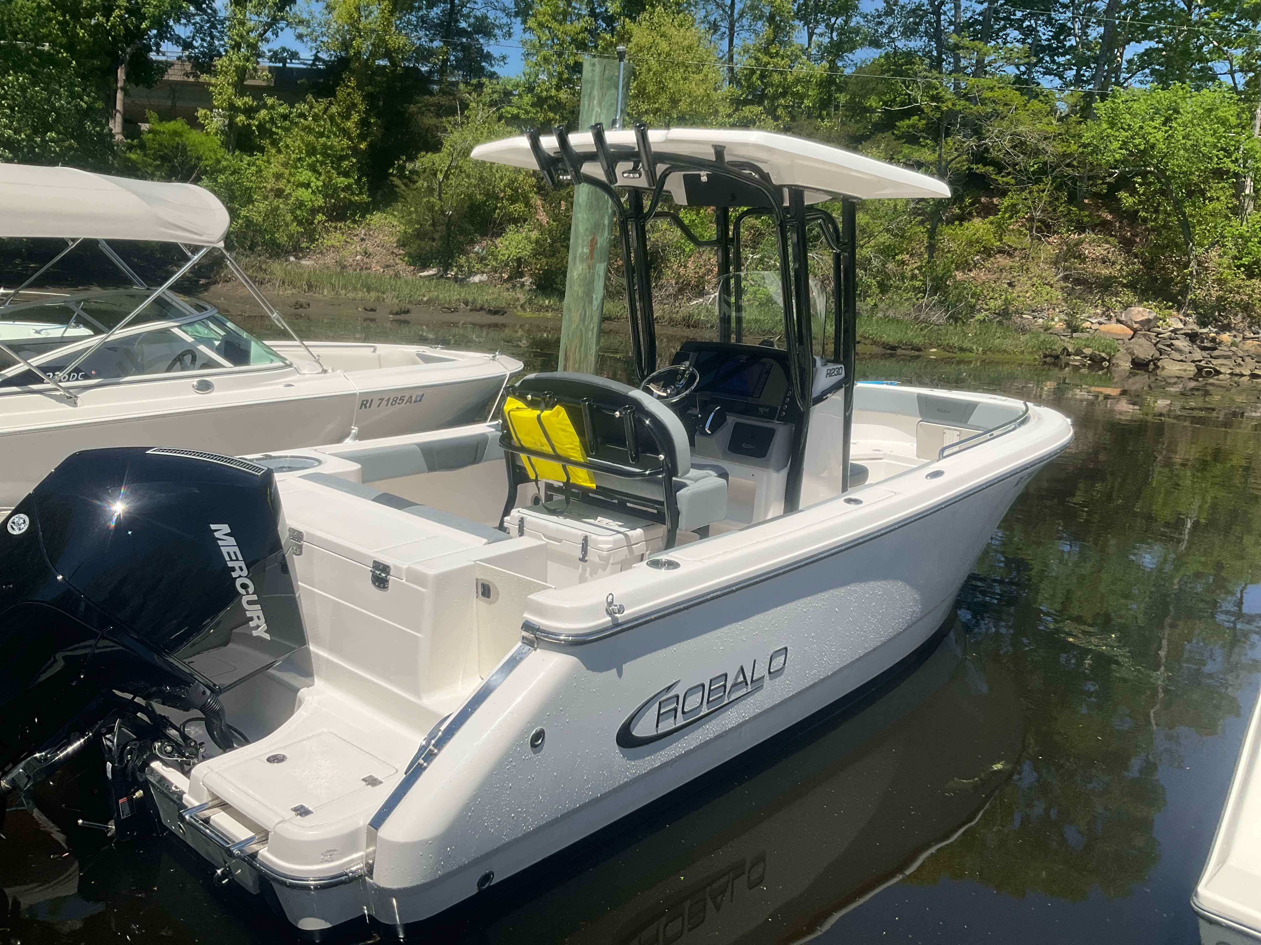 Osprey (23ft Offshore CC Robalo R230)