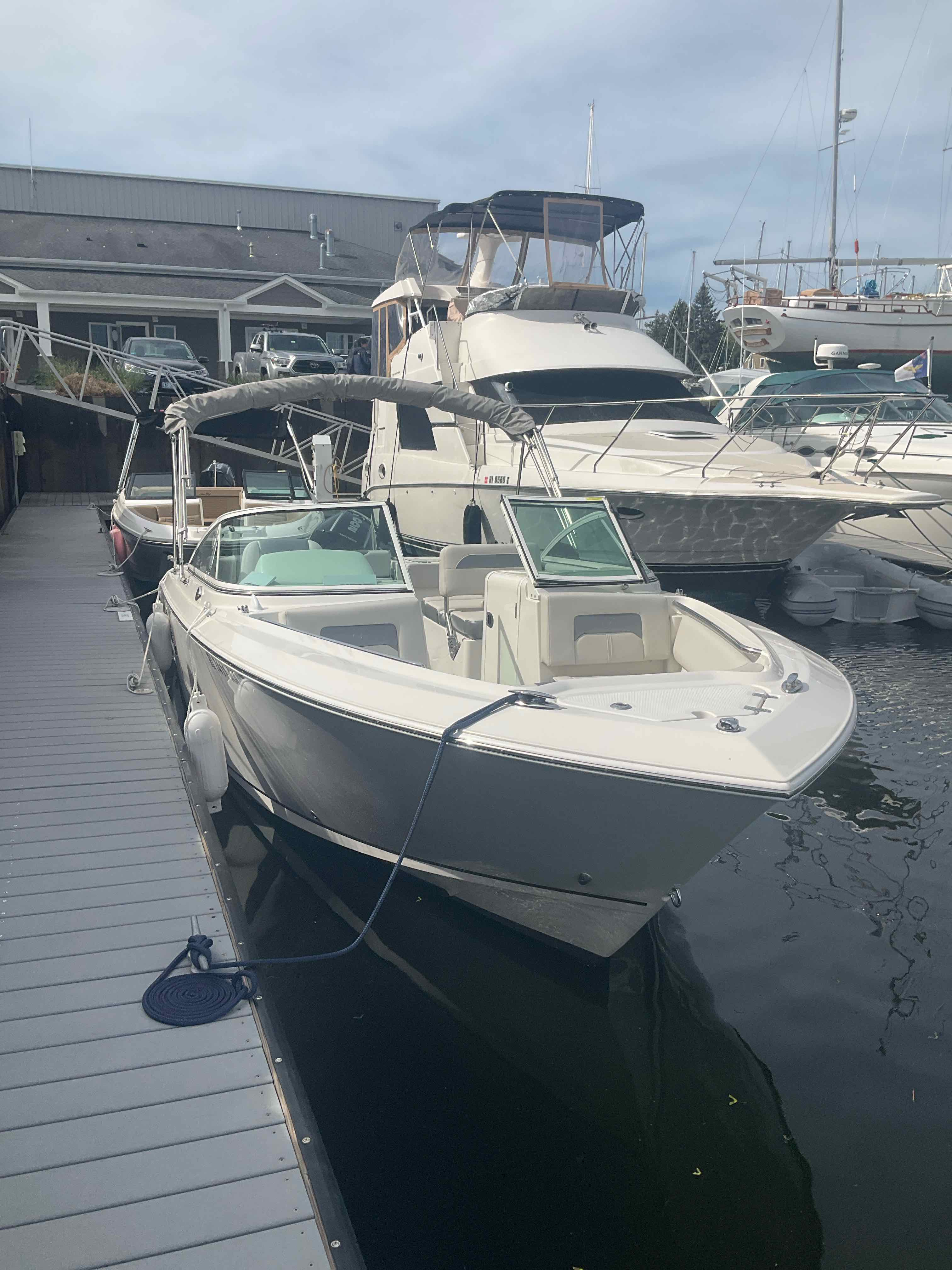 TIDEWATER  (Sailfish 236 DC)