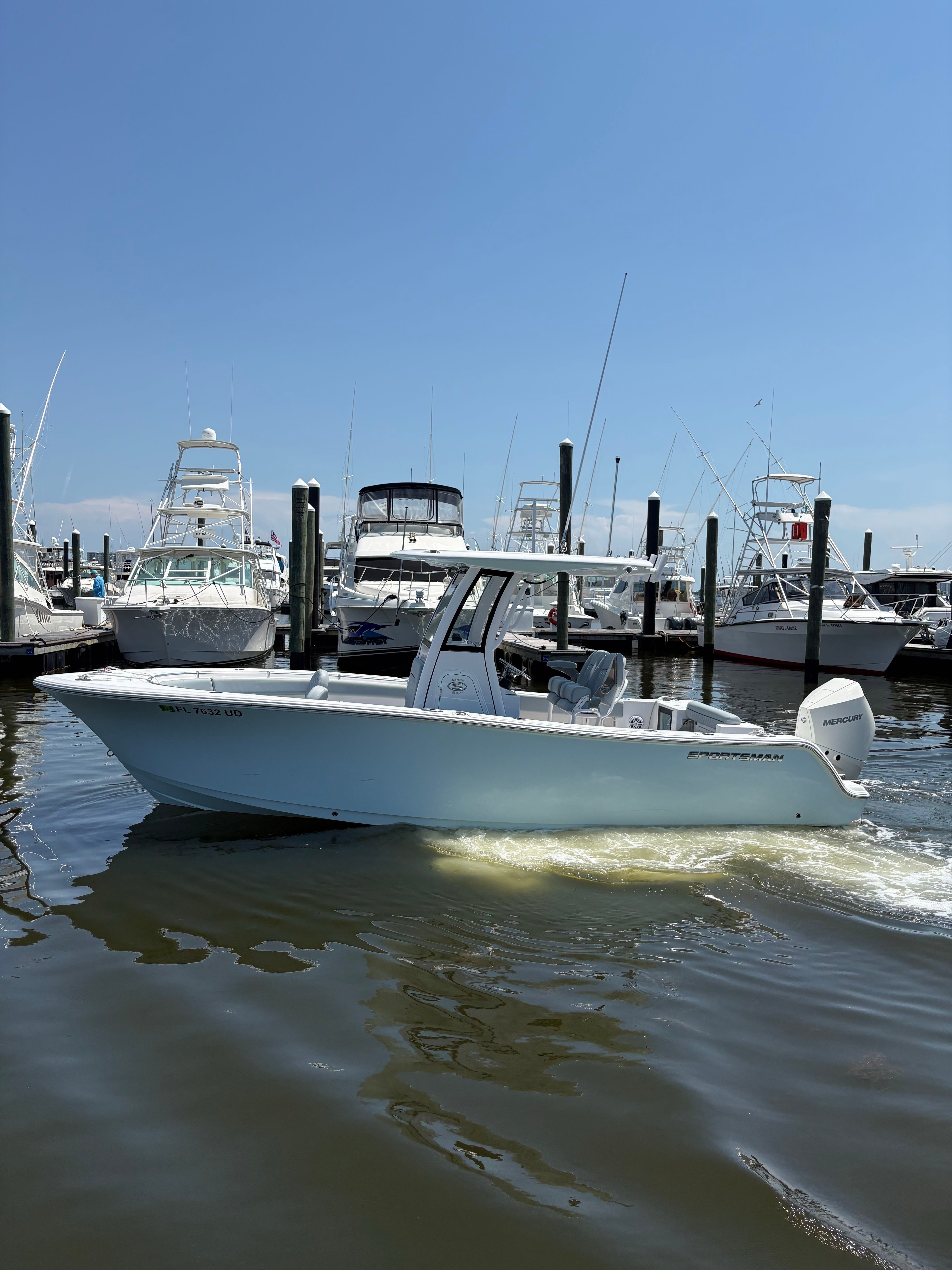 (374A) Sportsman 232 ( TRAINING VESSEL ONLY)