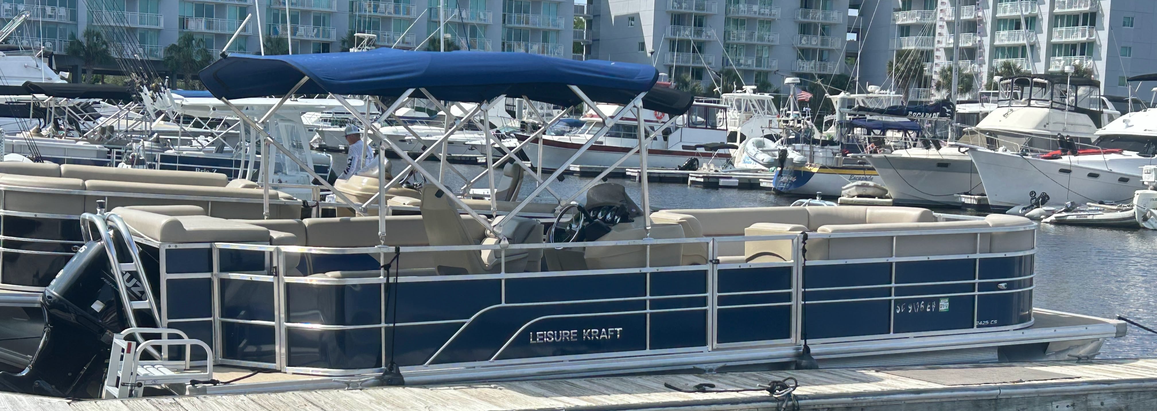 A SEA IAGO - Leisure Kraft 2425CS - NO FISHING