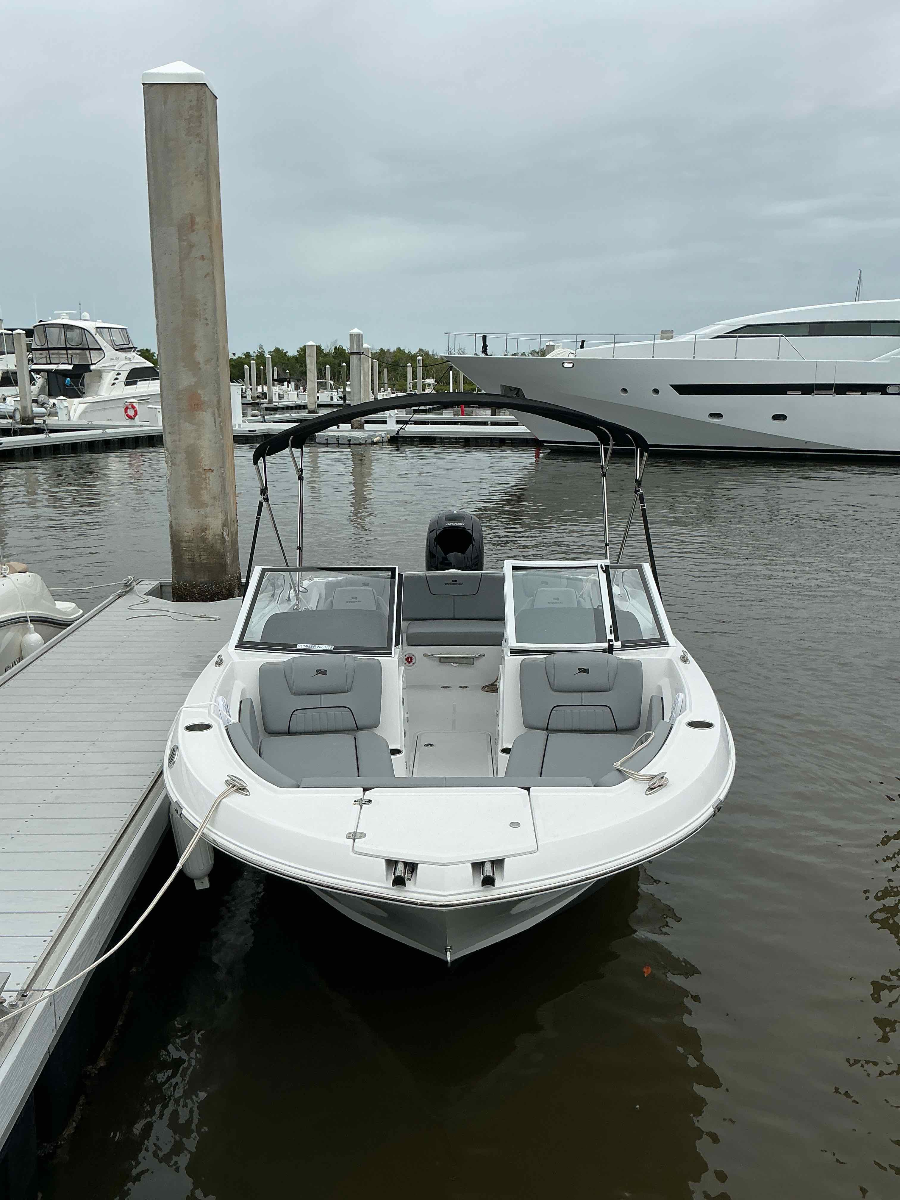 SUMMER NIGHTS (20' Stingray 20 OBX 150hp Mercury)