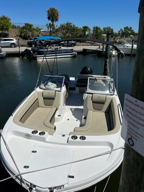What Knot (21' Deck Boat 150 HP - cruising)