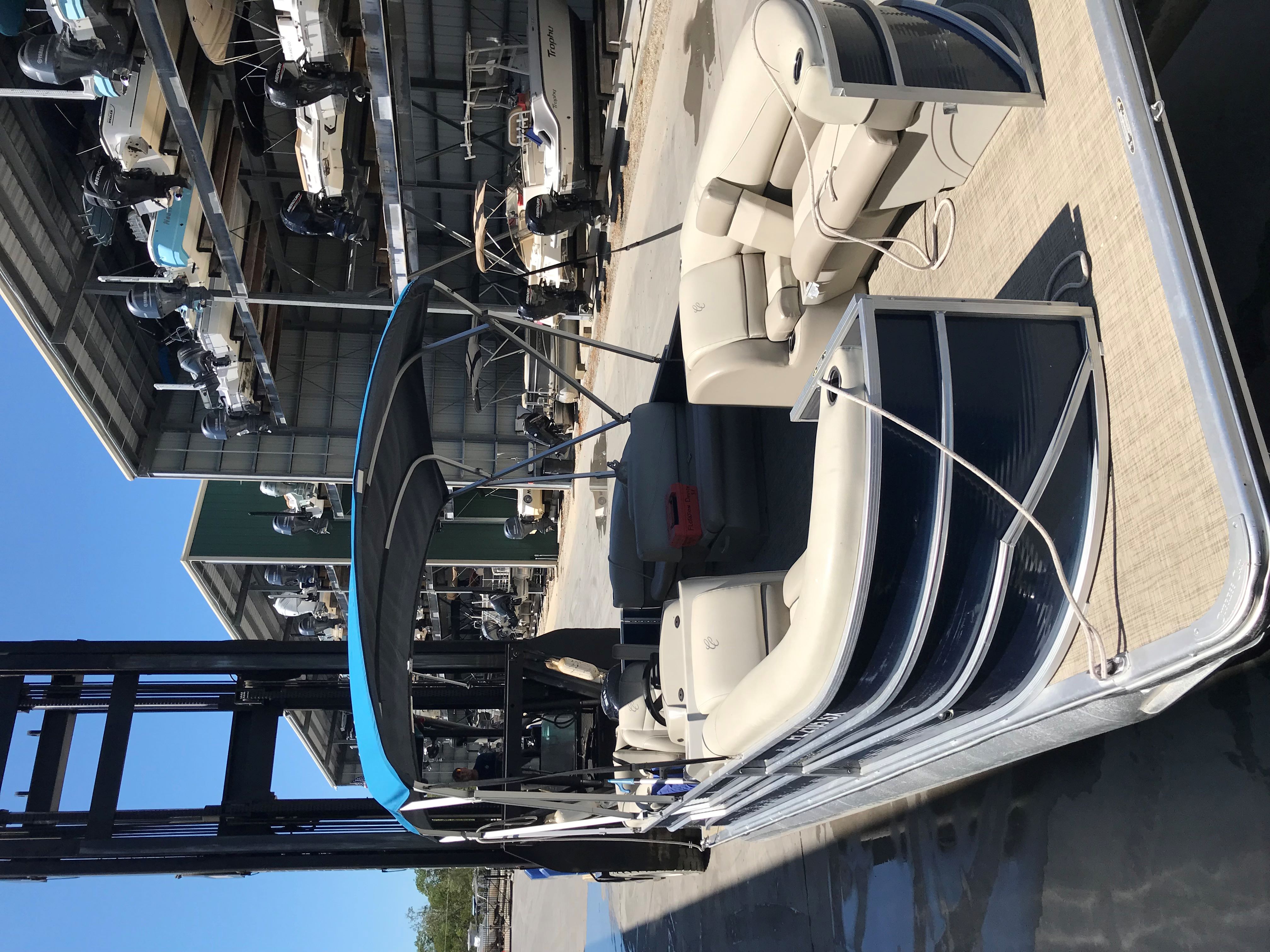 First and Ten (22 FT Pontoon 115 HP - Fishing or Cruising)