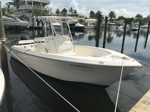 LEADING REEL (24' Offshore Sailfish Center Console 250HP - fishing)