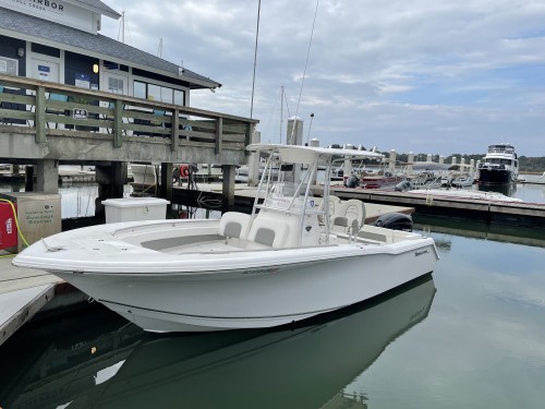 Island Freedom  2 Fishing  Tidewater  Center Console