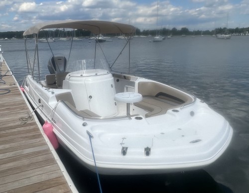 Raccoon - Bay only--2022 Sundeck Sport 231- Center console